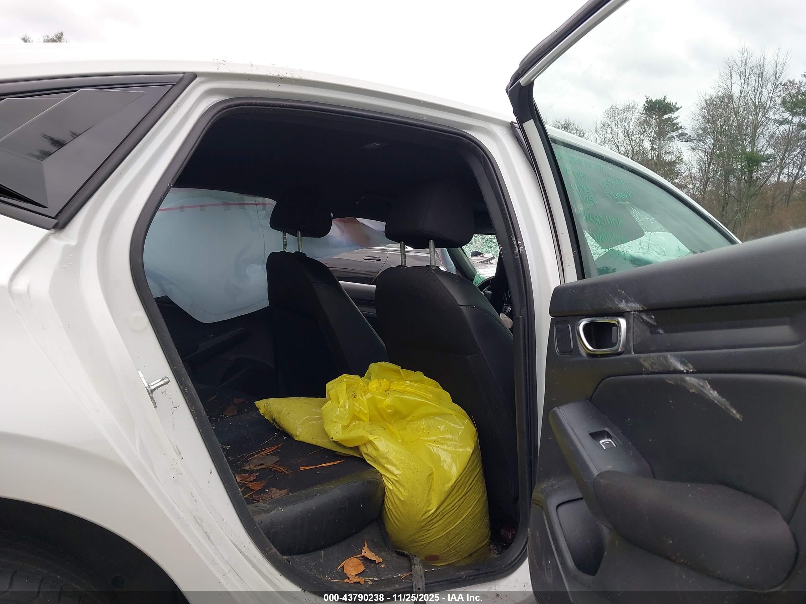 HONDA CIVIC image 8
