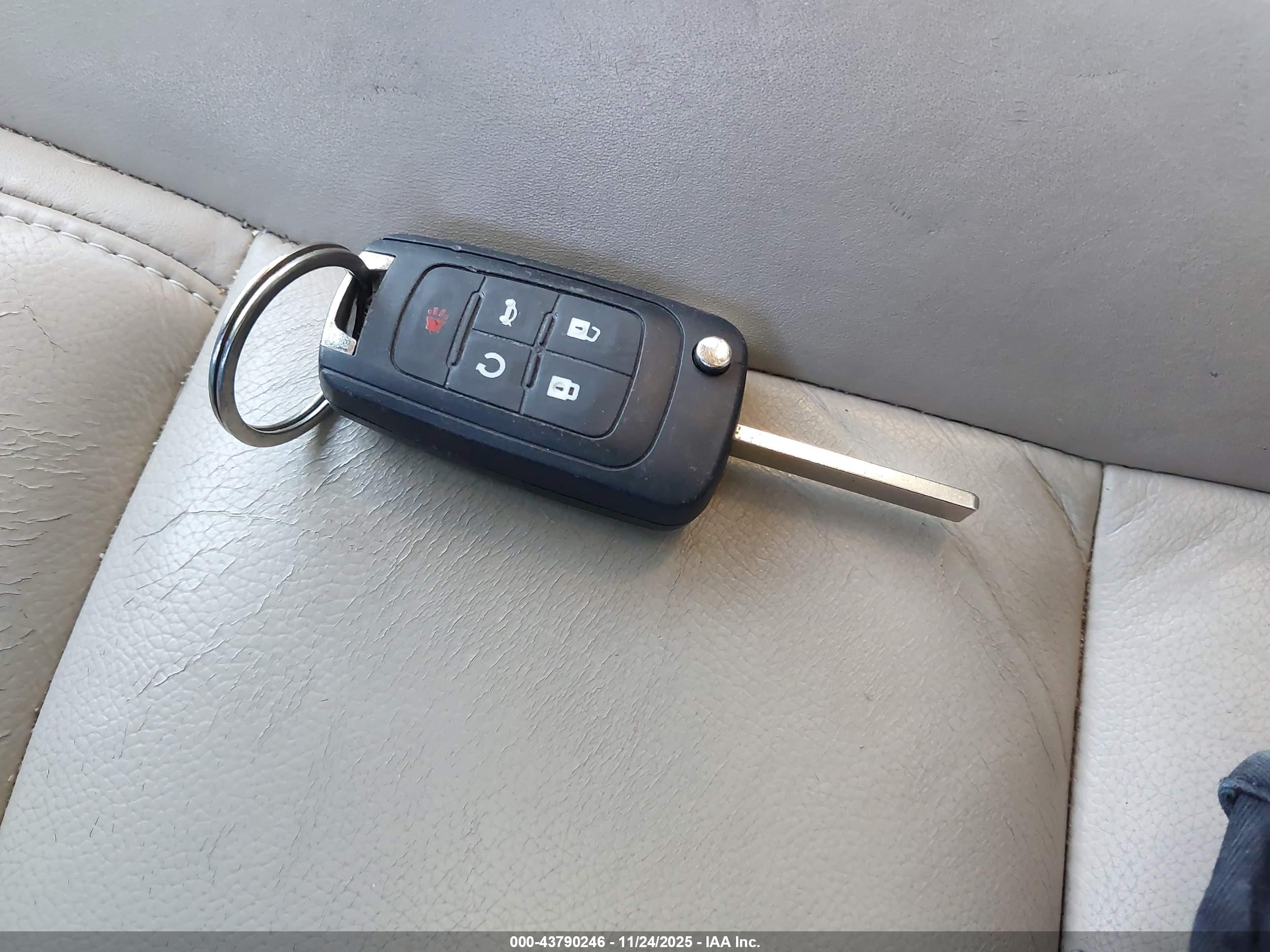 CHEVROLET CRUZE image 11