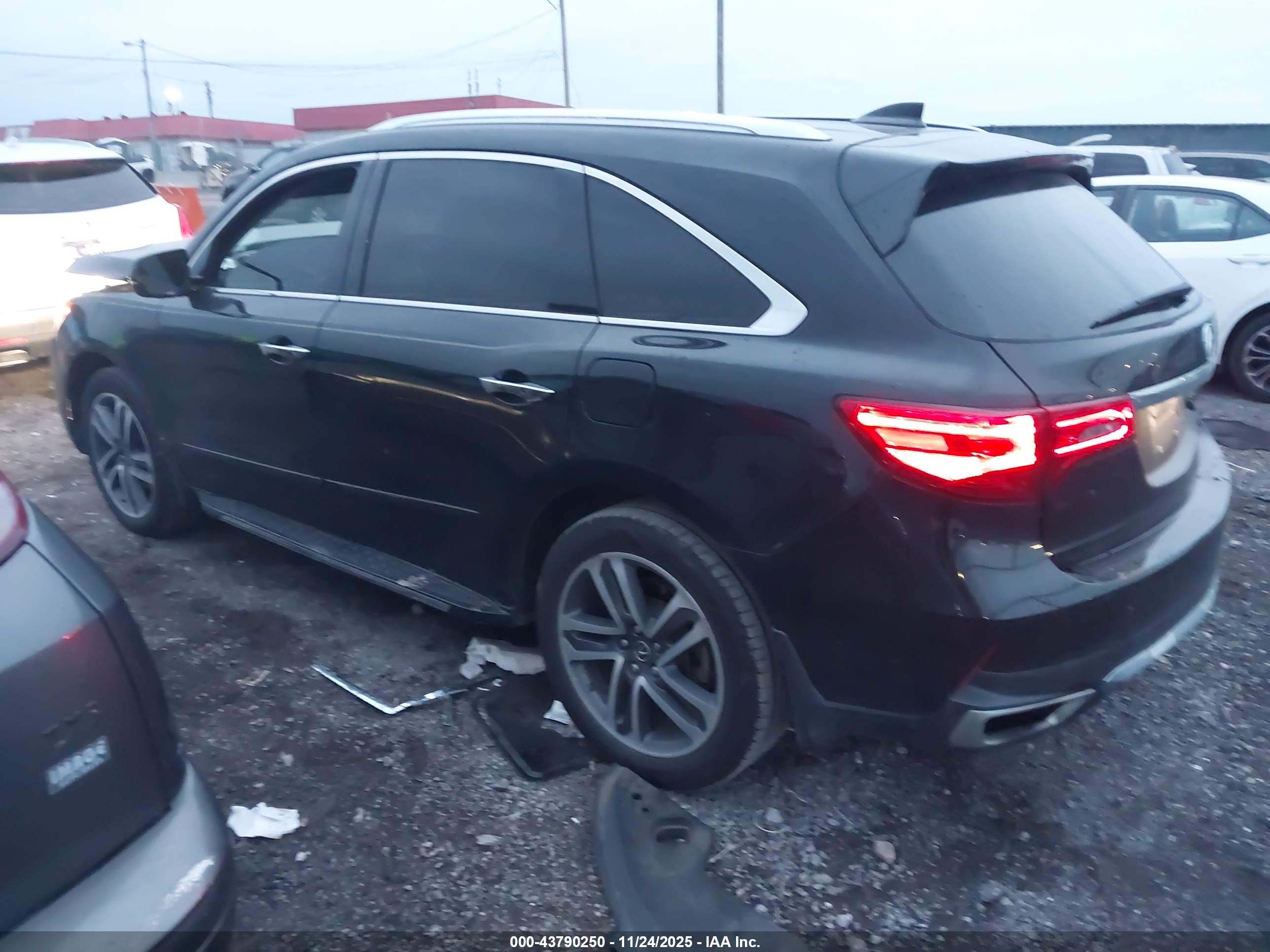 ACURA MDX image 3