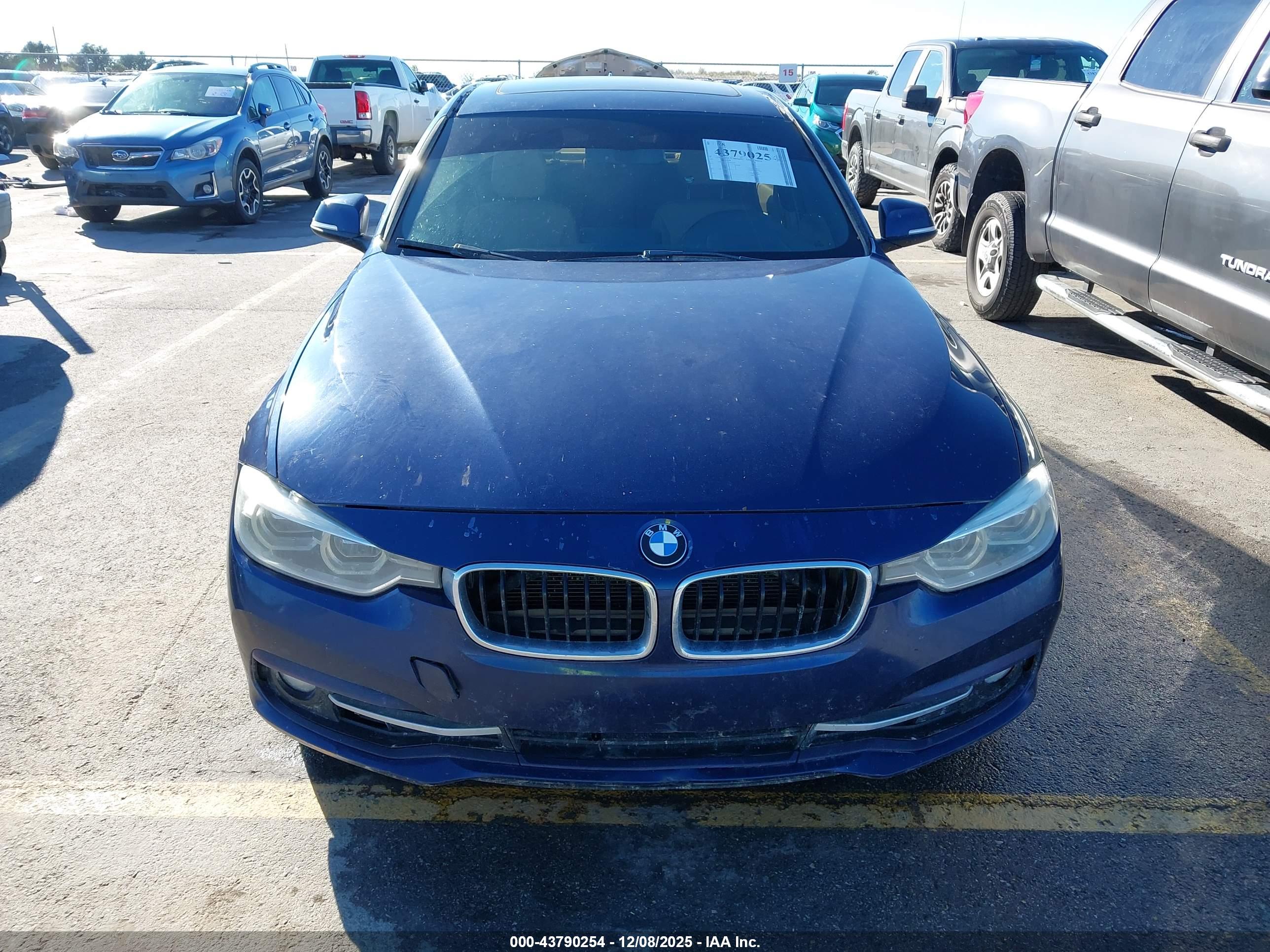 BMW 328I image 6