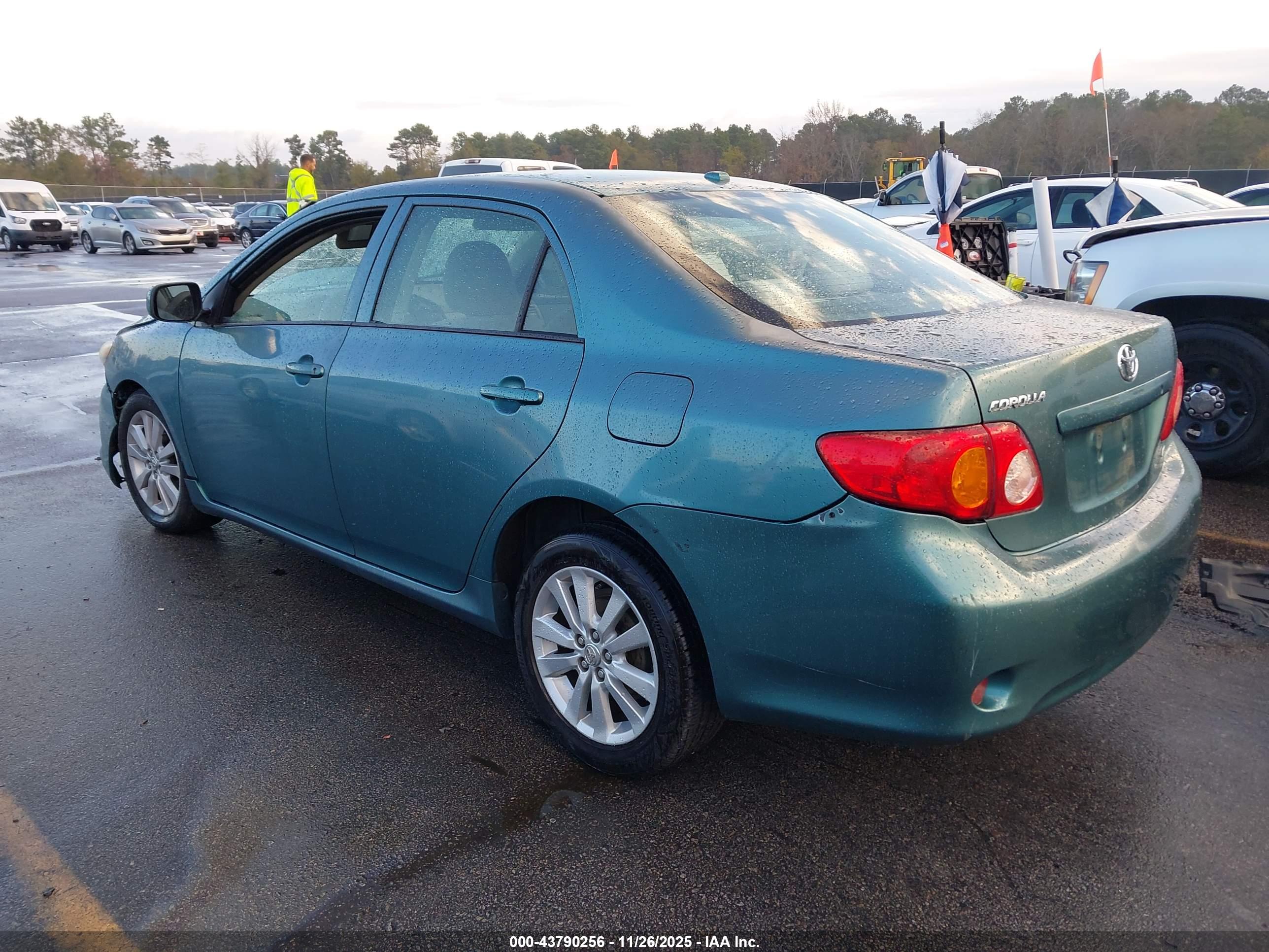 TOYOTA COROLLA image 3