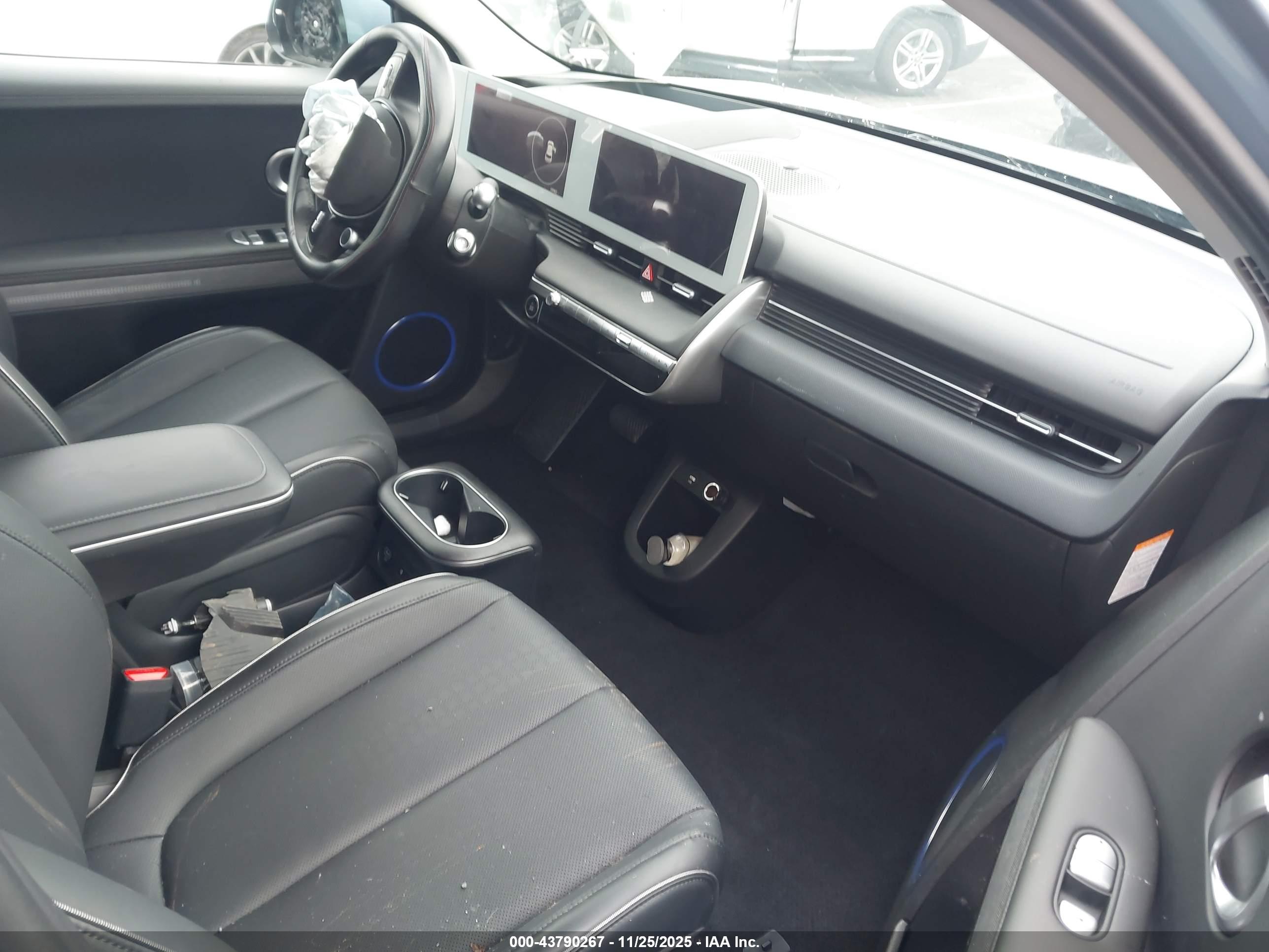 HYUNDAI IONIQ image 5