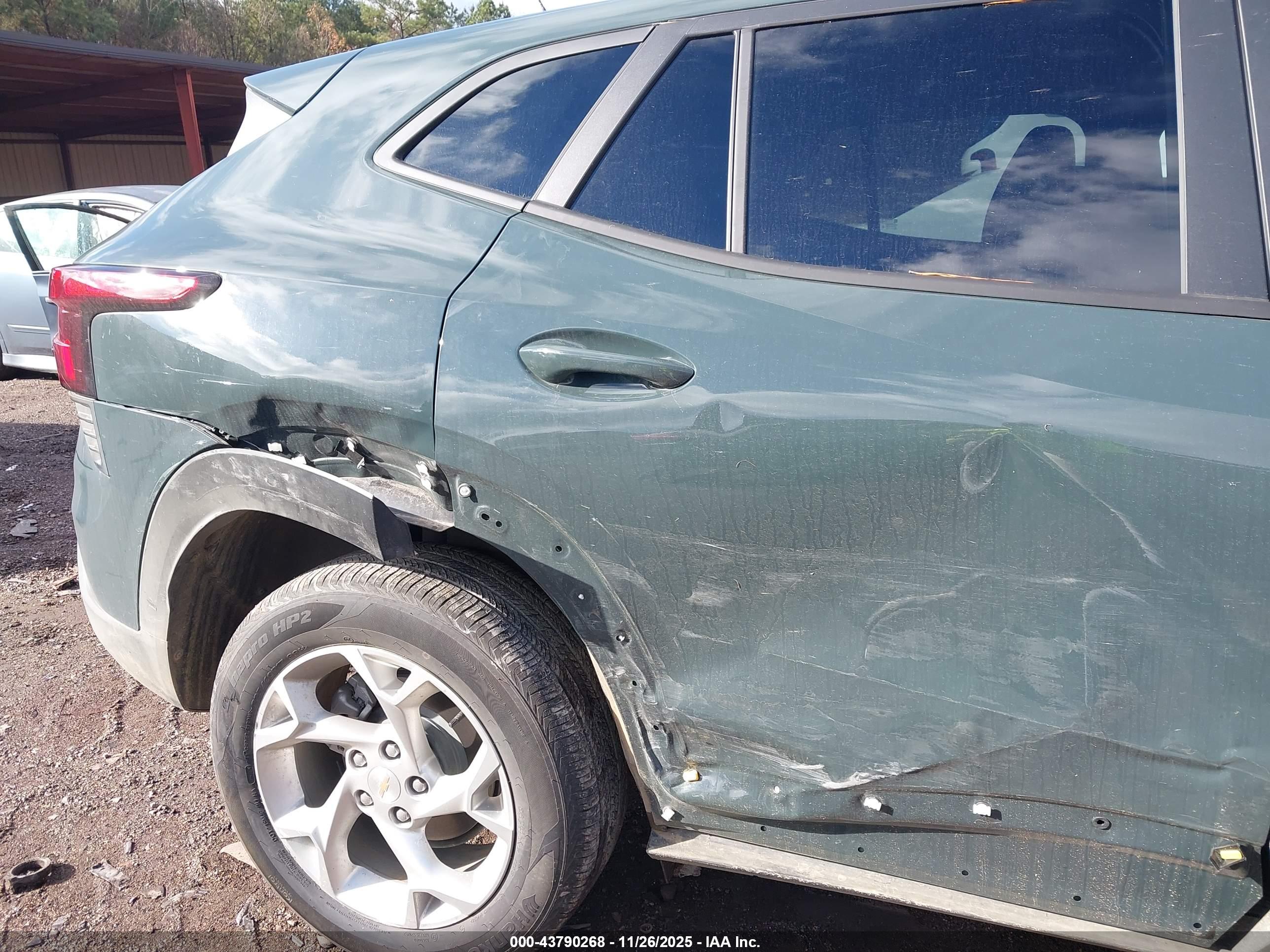 CHEVROLET TRAX image 6