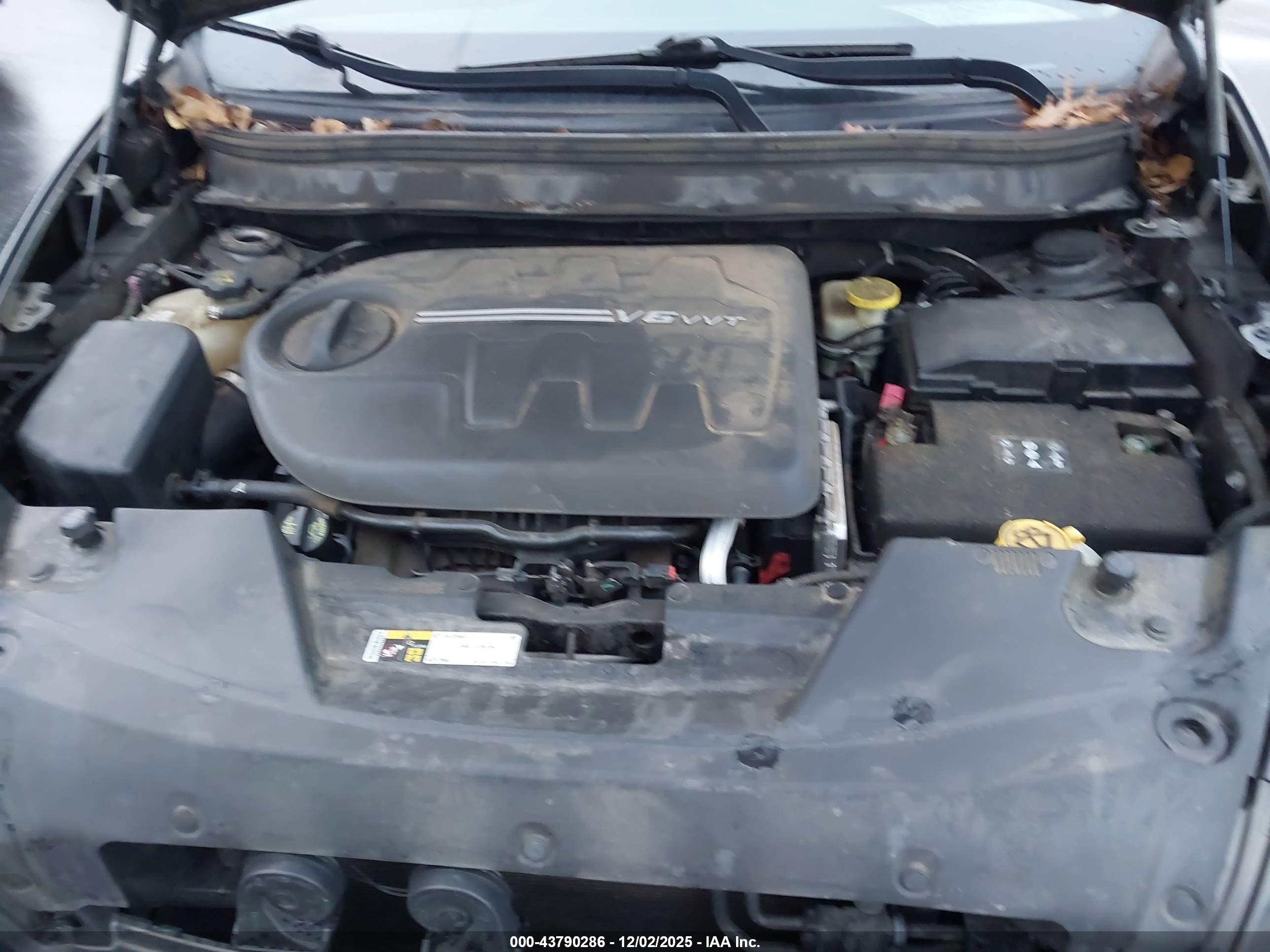 JEEP CHEROKEE image 10