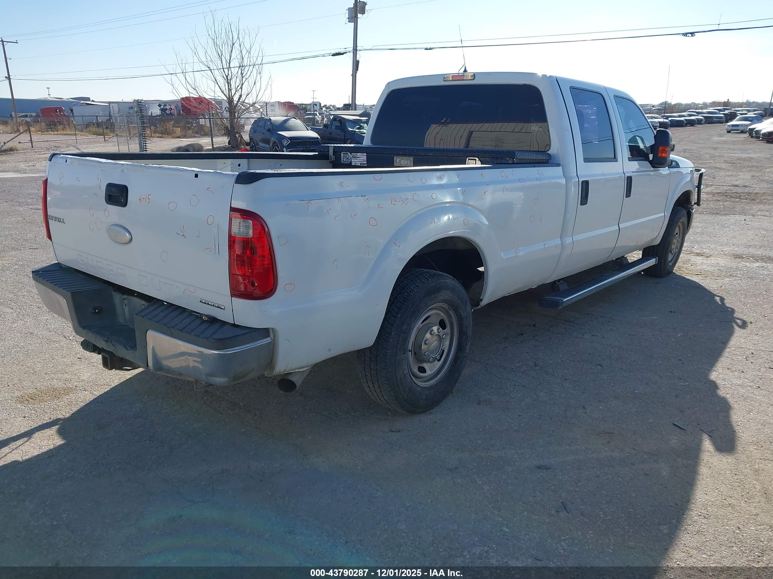 FORD F-350 image 4