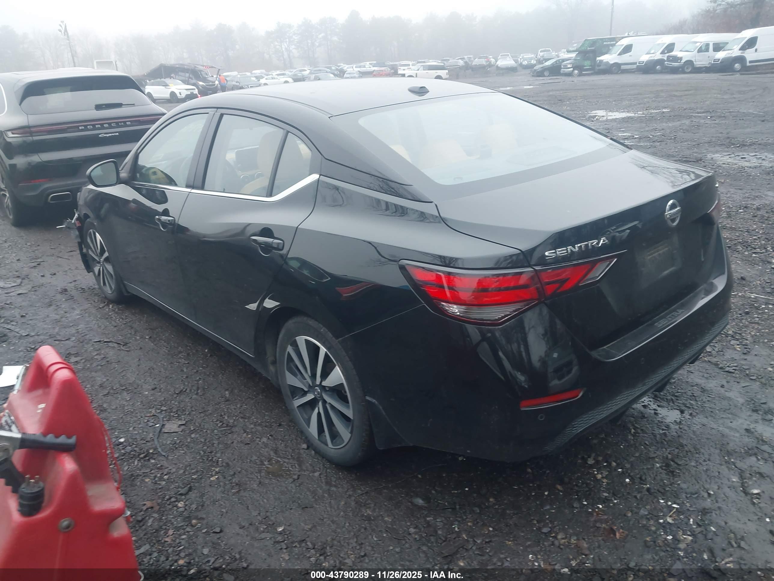 NISSAN SENTRA image 3