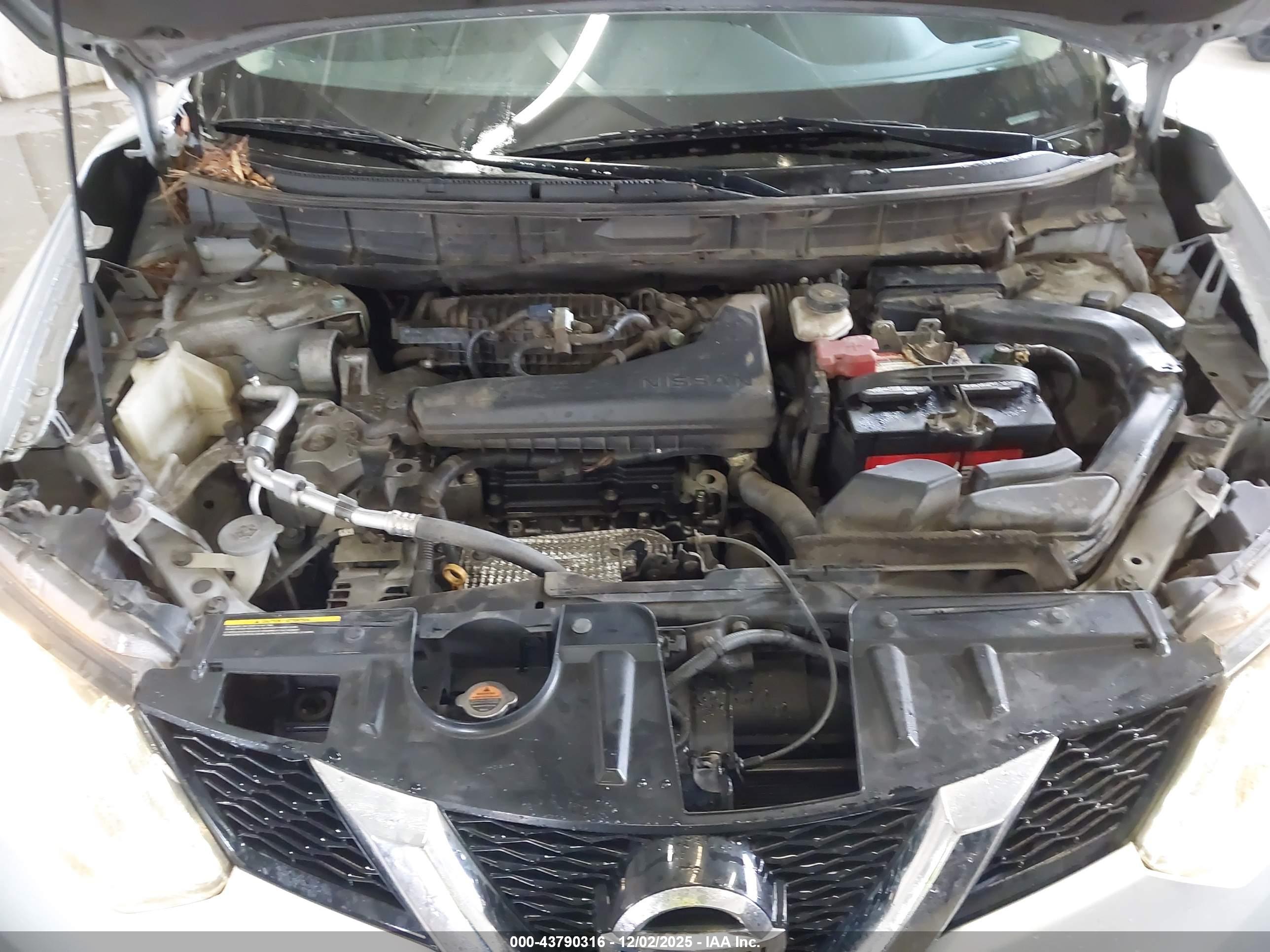 NISSAN ROGUE image 10