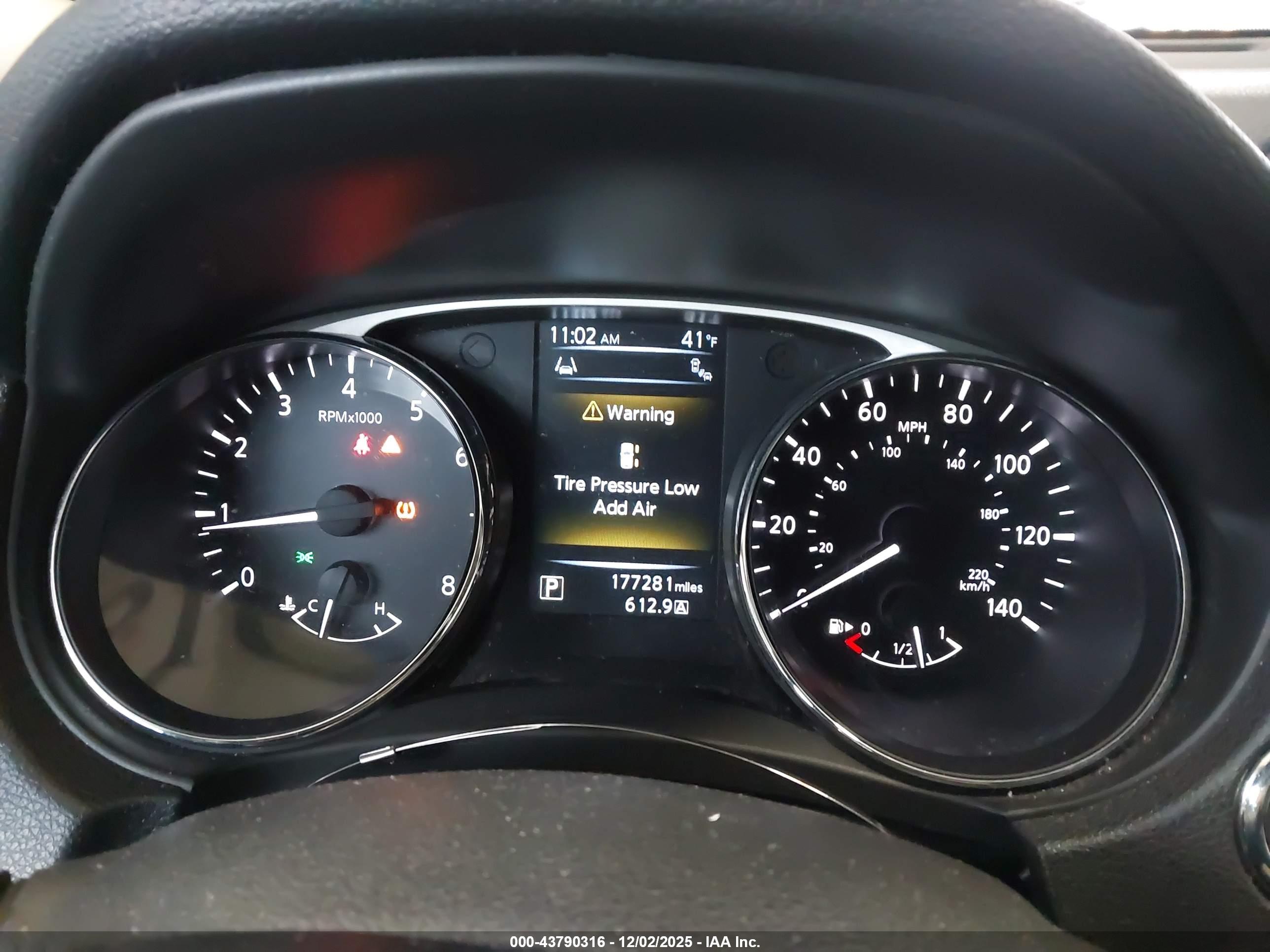 NISSAN ROGUE image 7