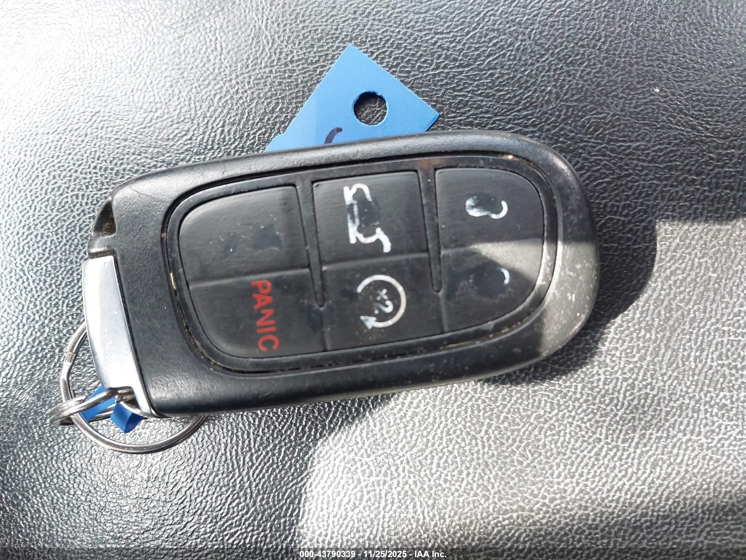 JEEP CHEROKEE image 11