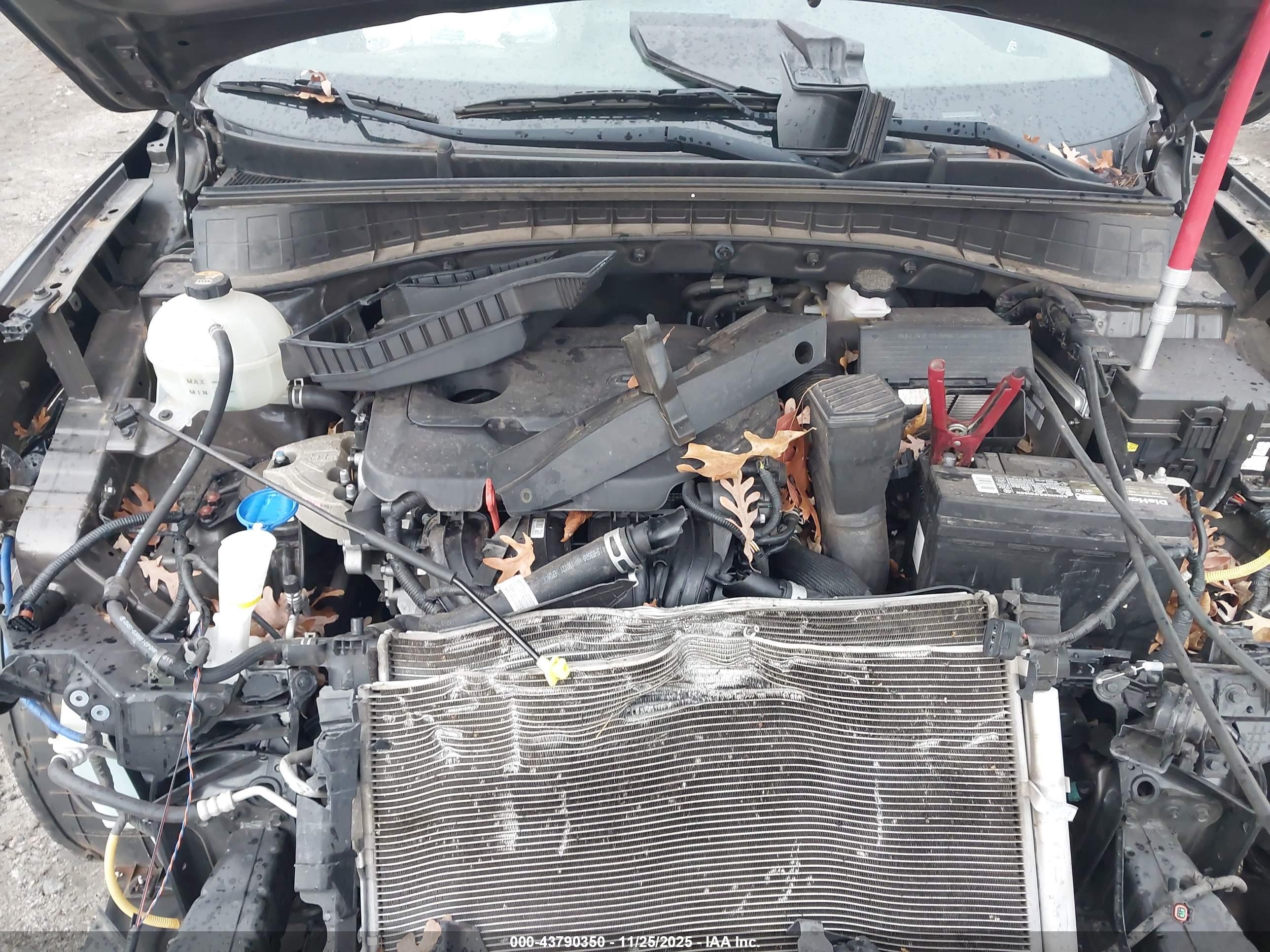 HYUNDAI TUCSON image 10