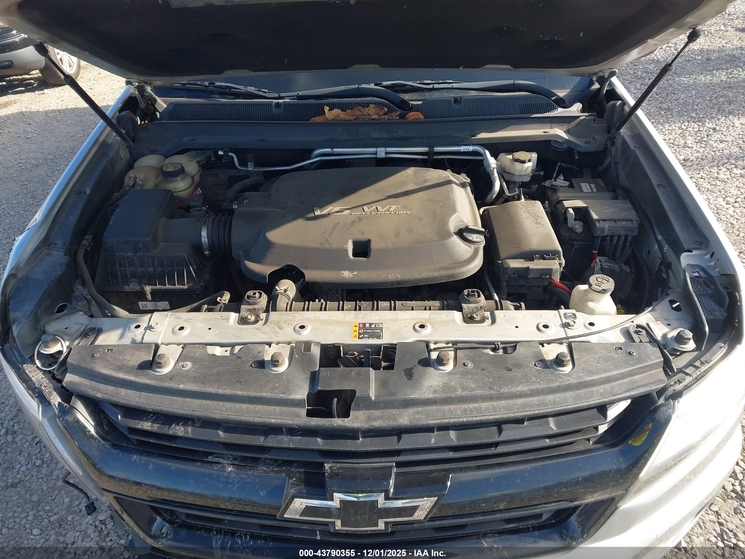 CHEVROLET COLORADO image 10