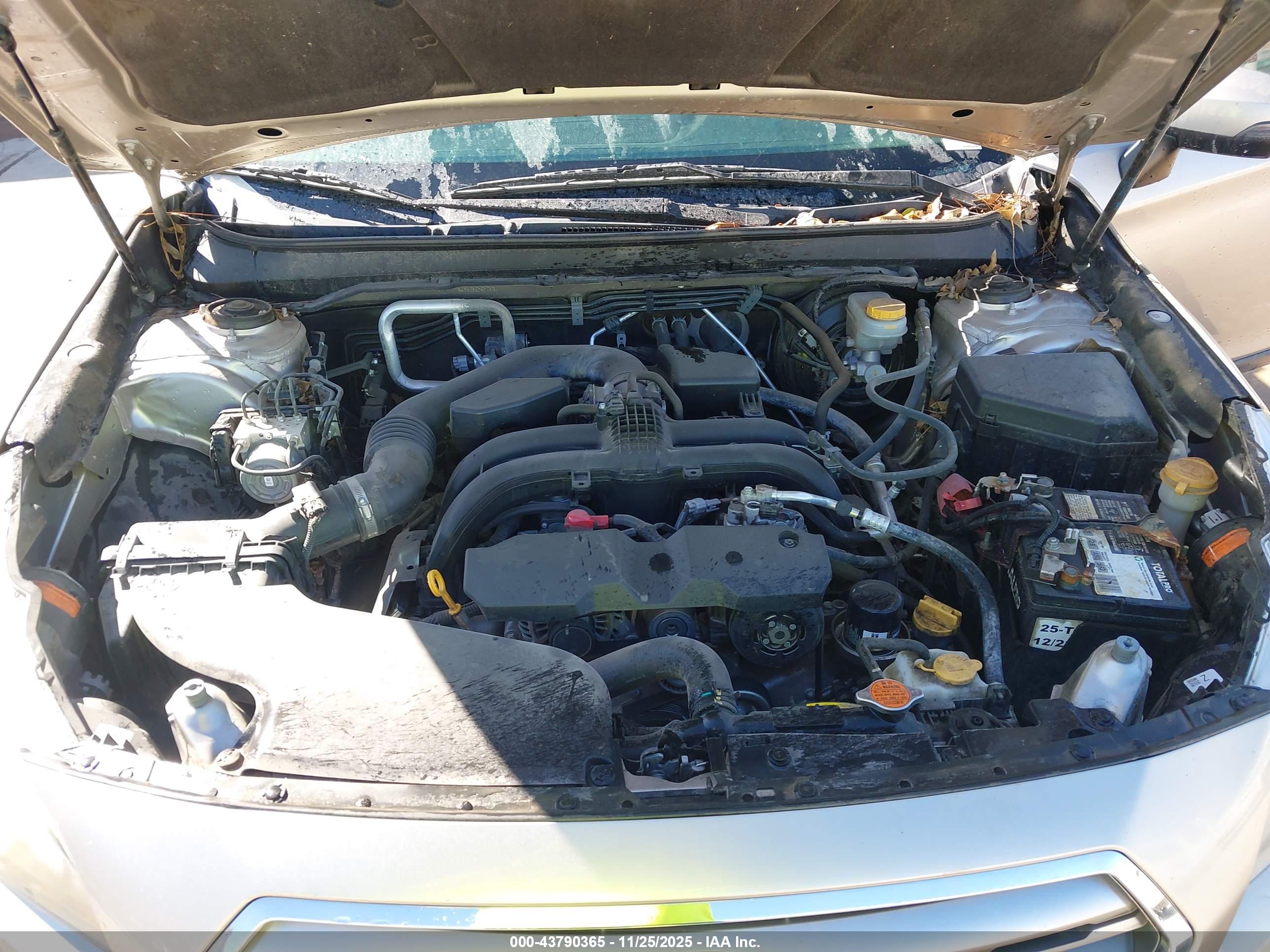 SUBARU OUTBACK image 10