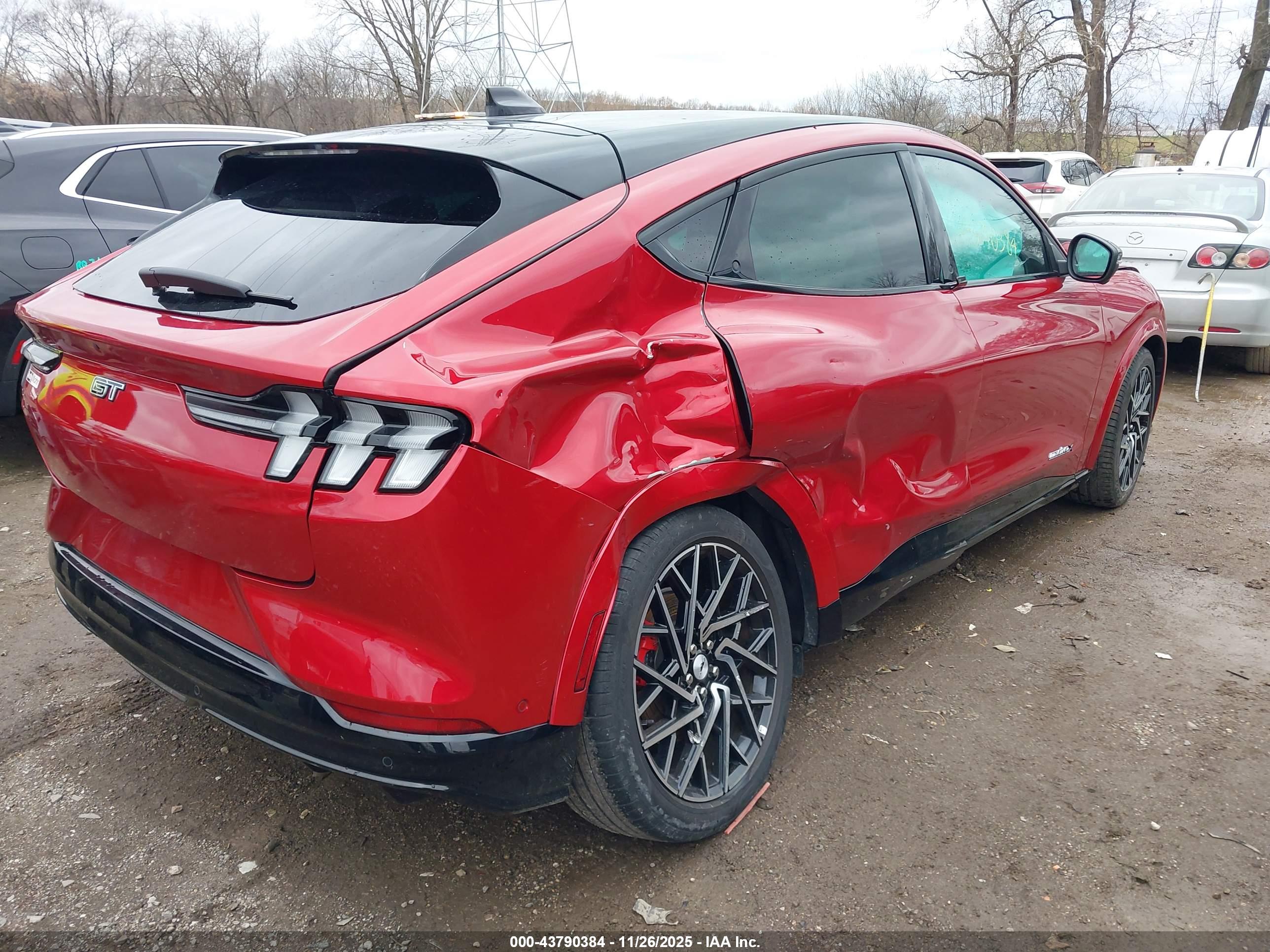 FORD MUSTANG image 6