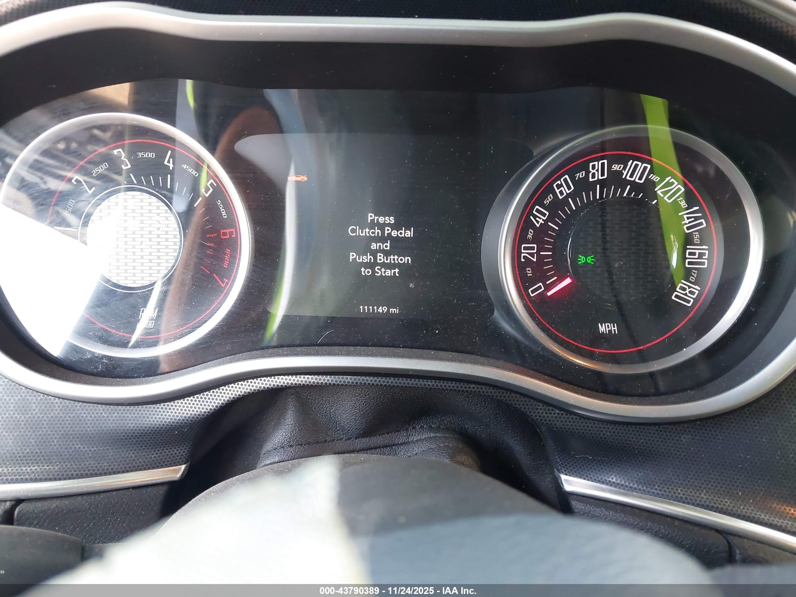 DODGE CHALLENGER image 7