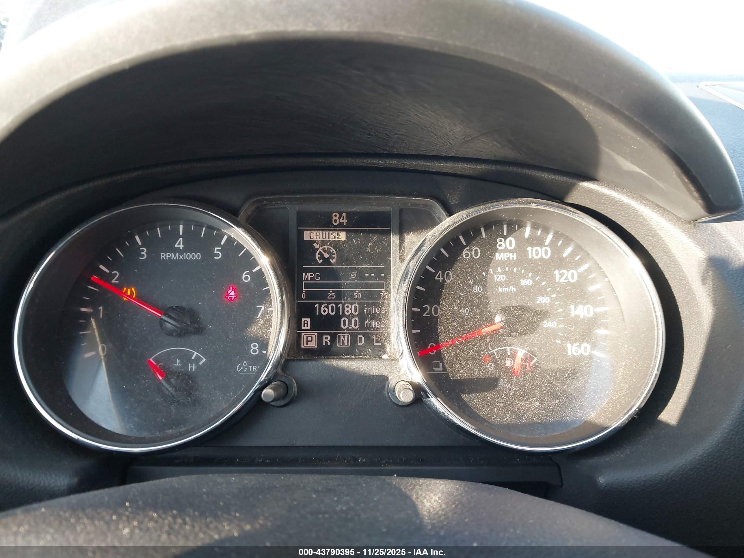 NISSAN ROGUE image 7