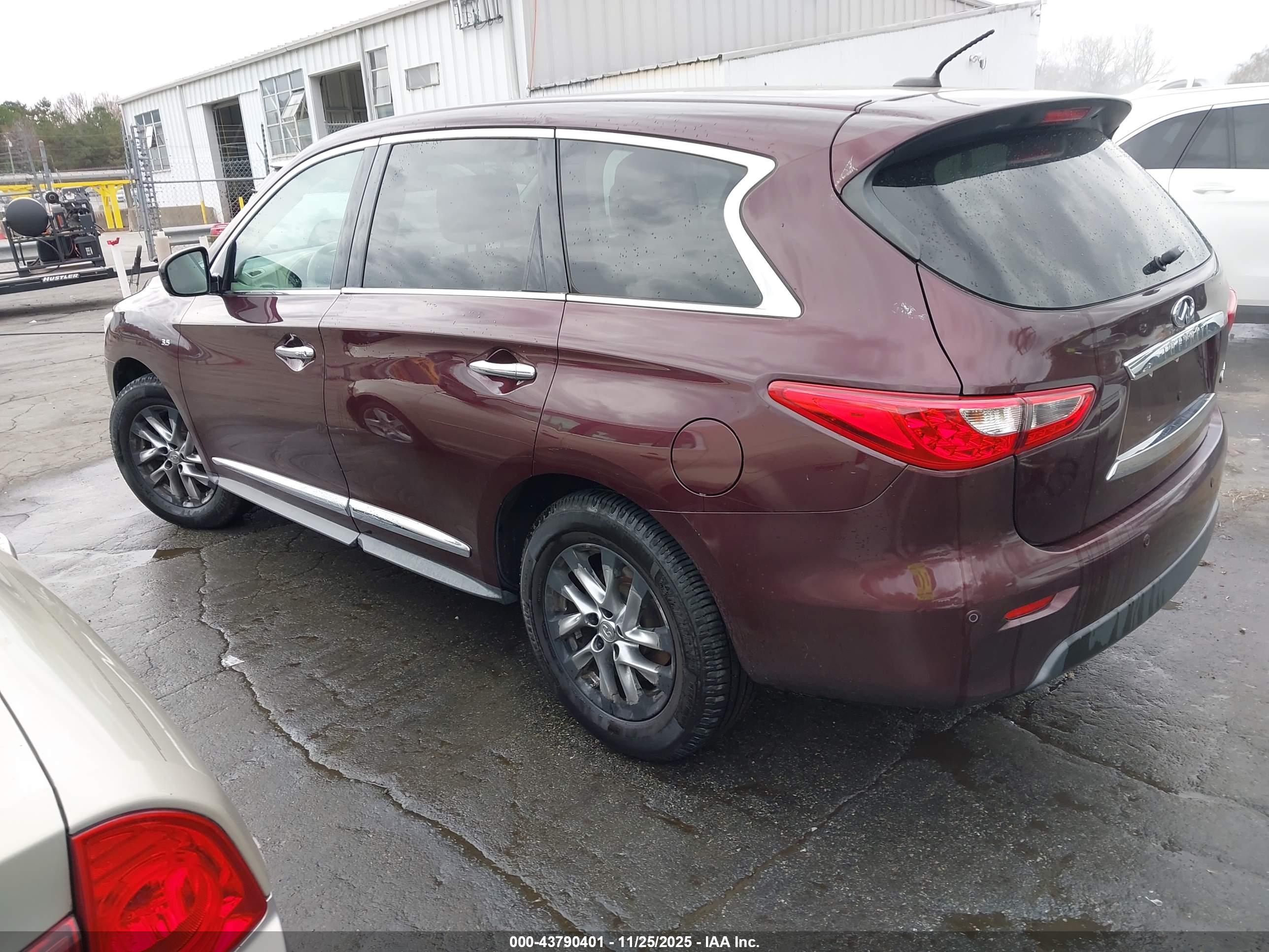 INFINITI QX60 image 3