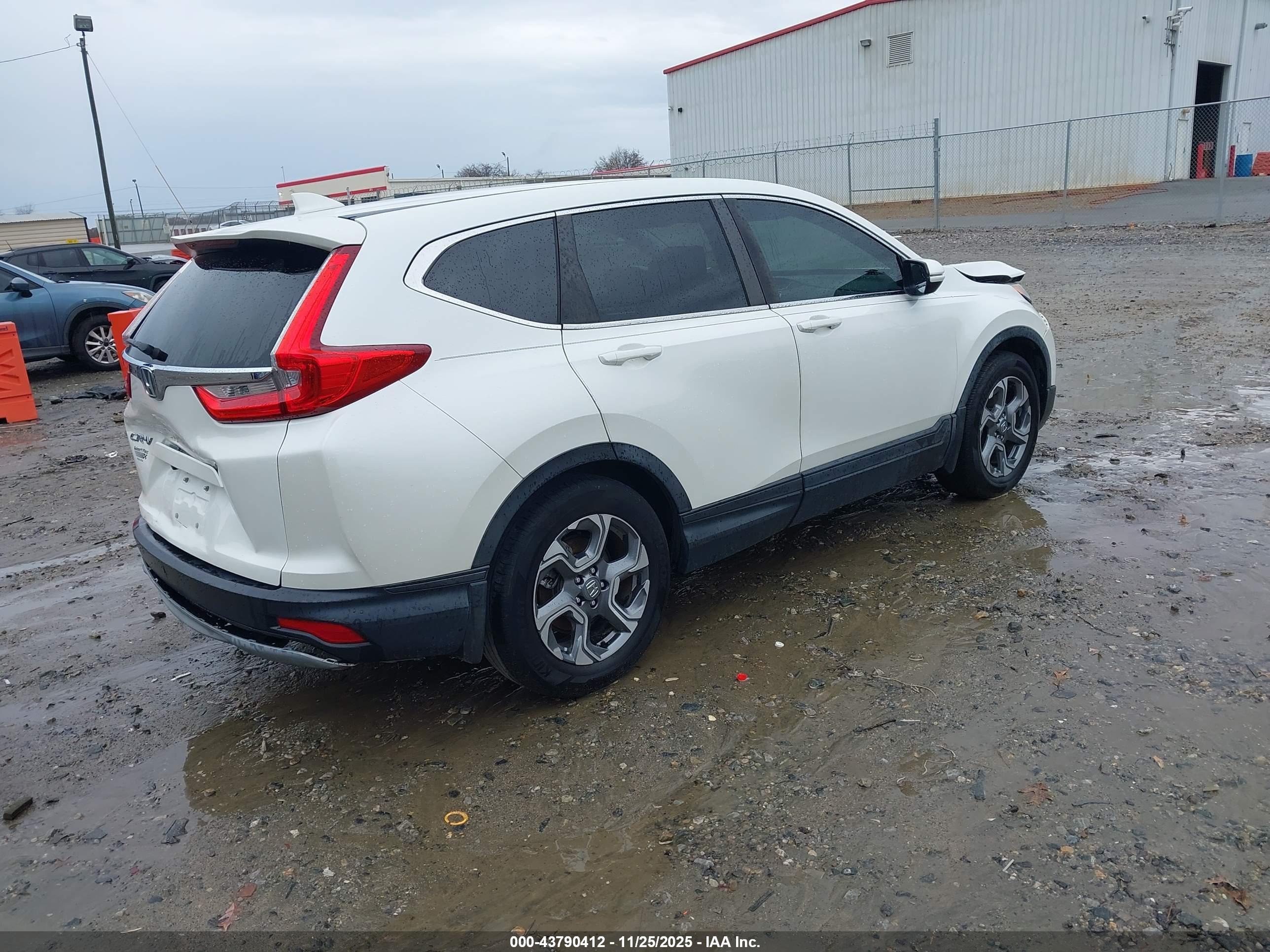 HONDA CR-V image 4