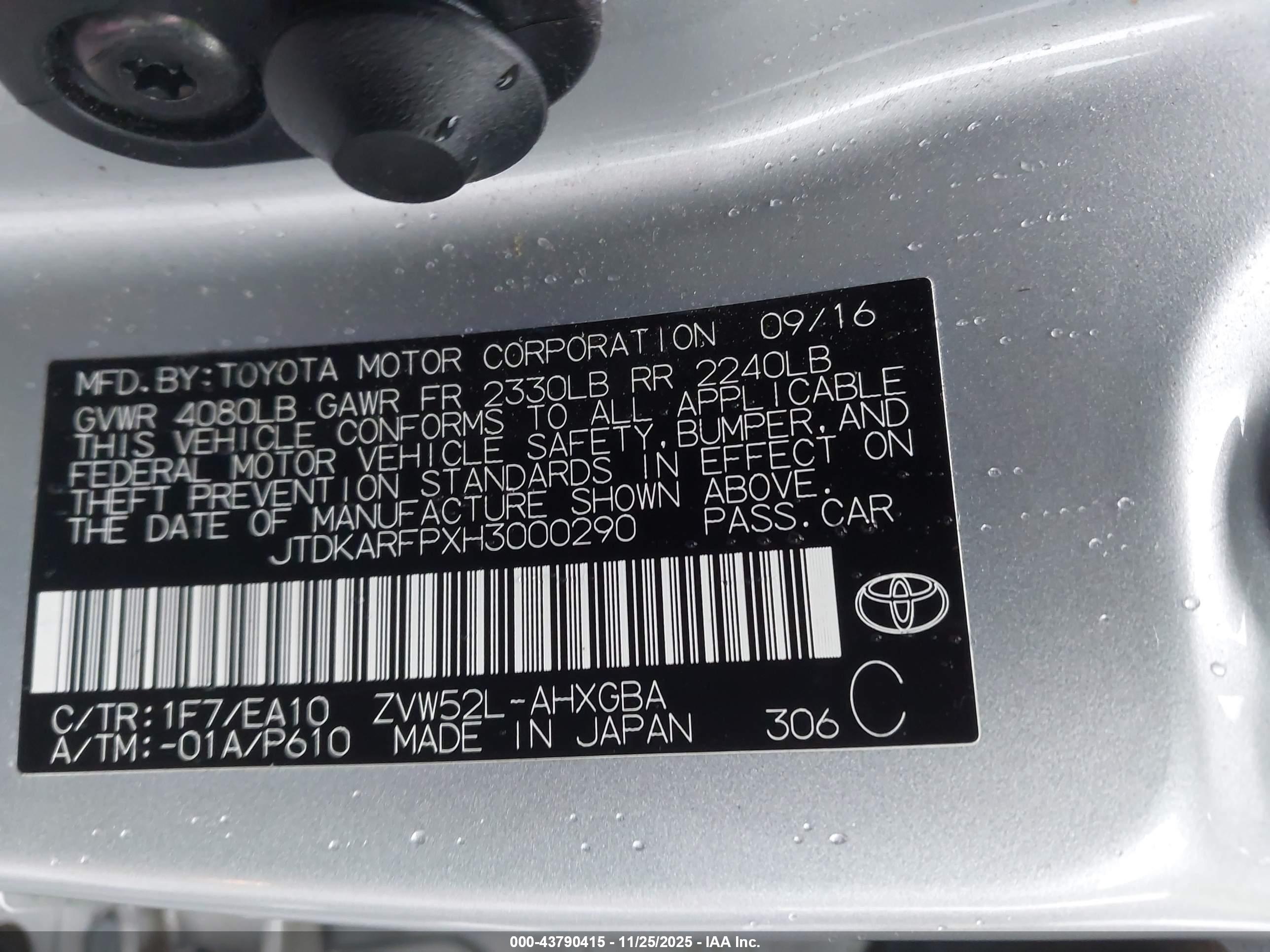 TOYOTA PRIUS image 9