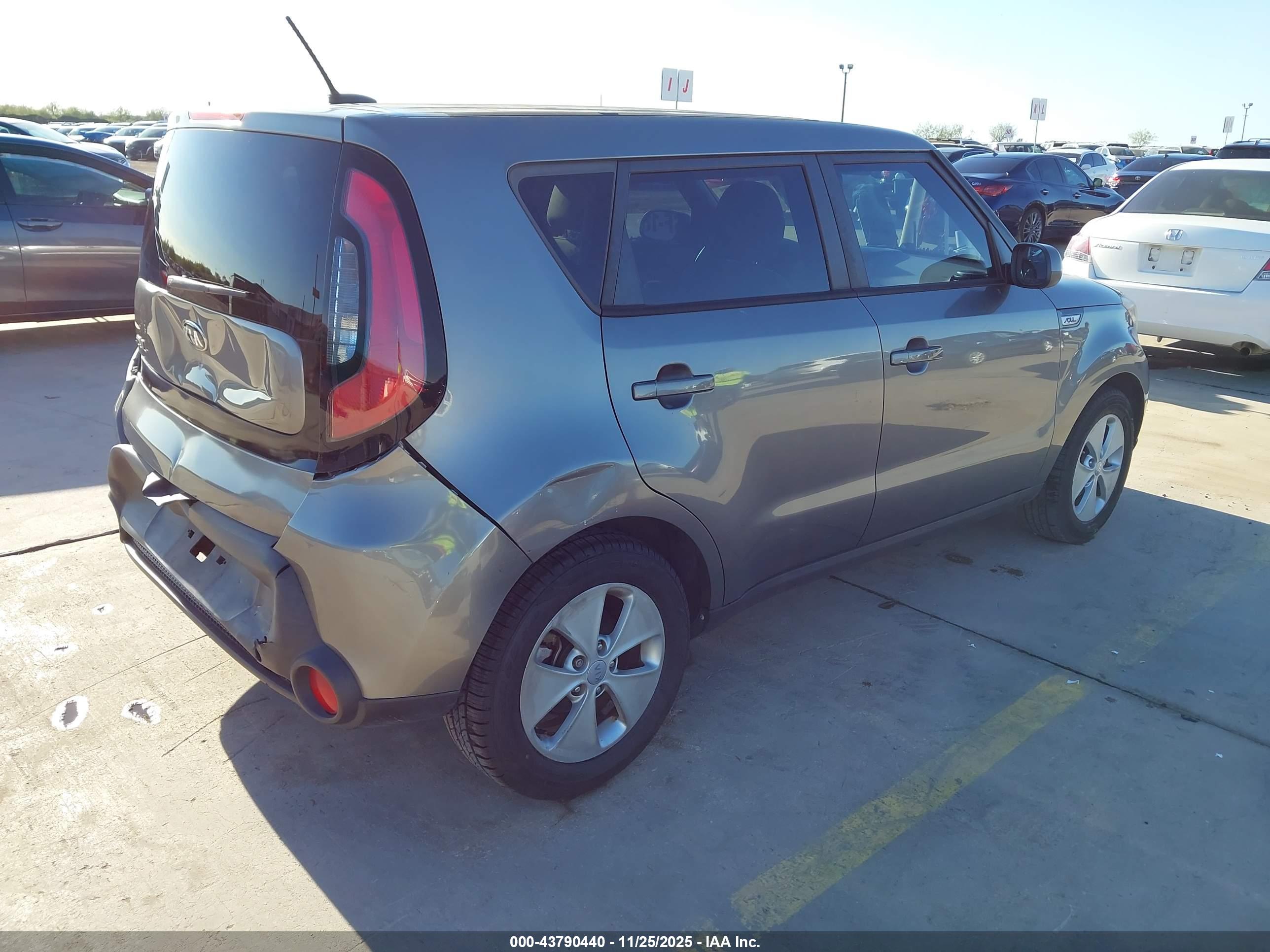 KIA SOUL image 4