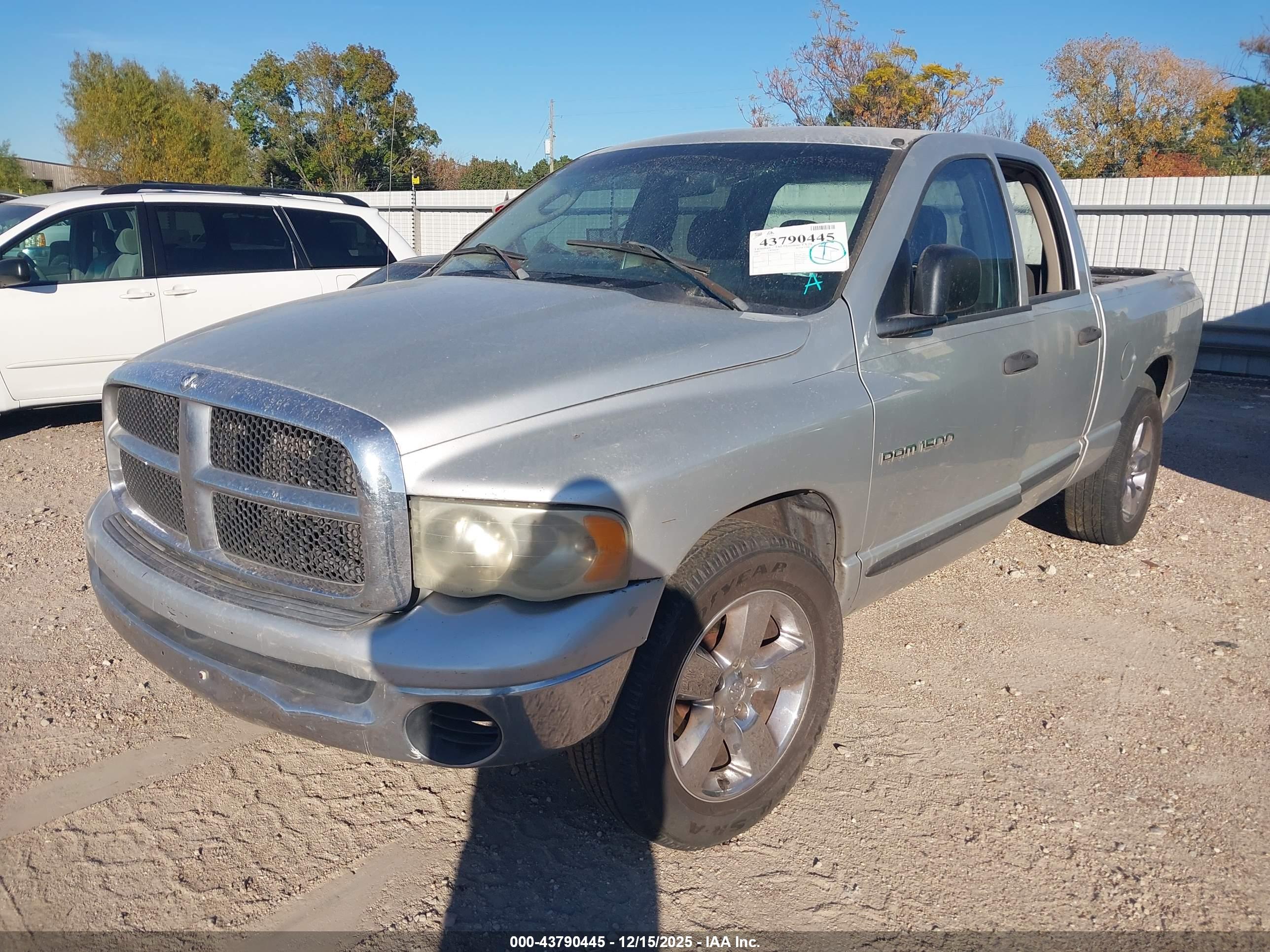DODGE RAM image 2
