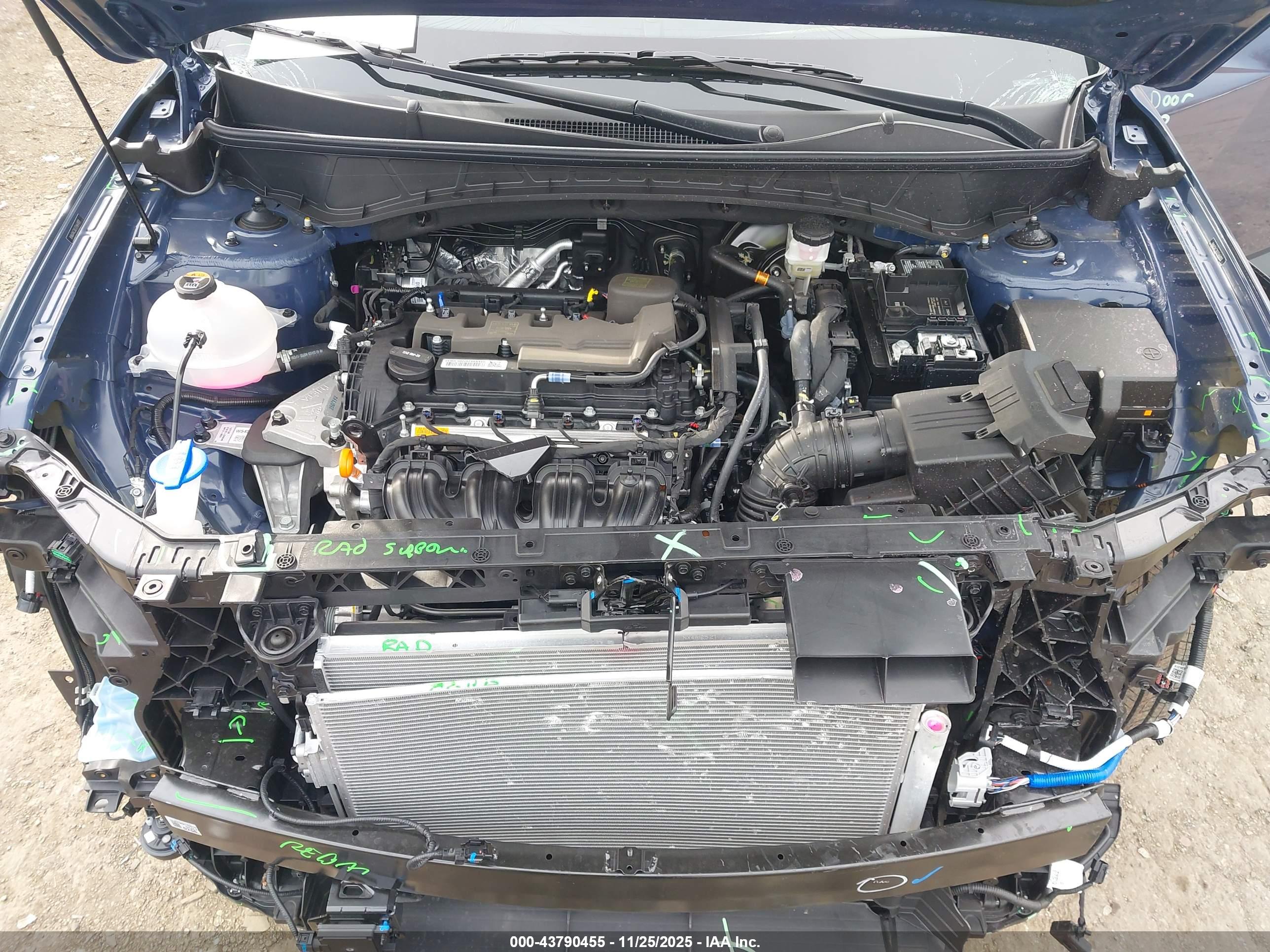 HYUNDAI TUCSON image 10