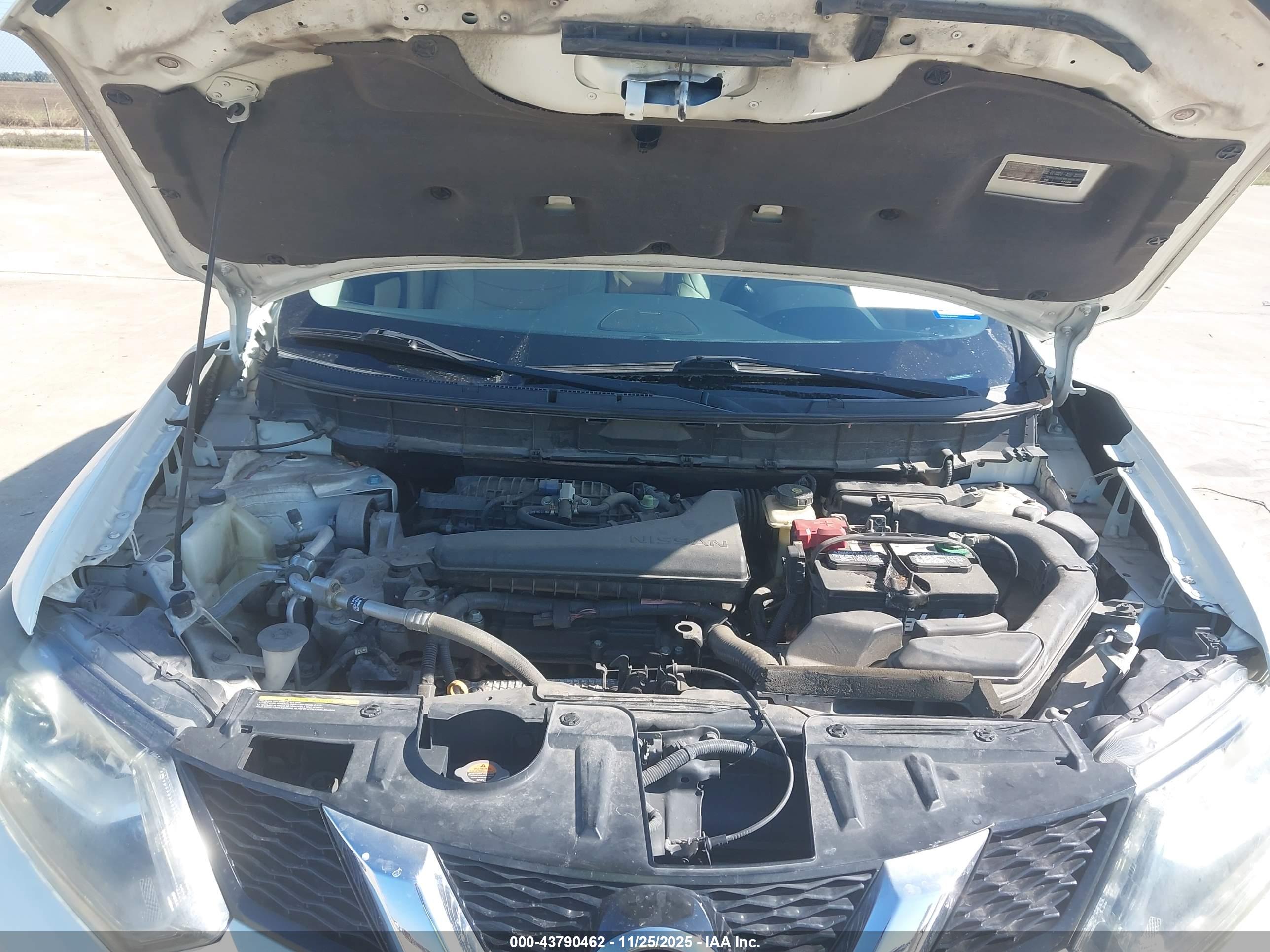 NISSAN ROGUE image 10