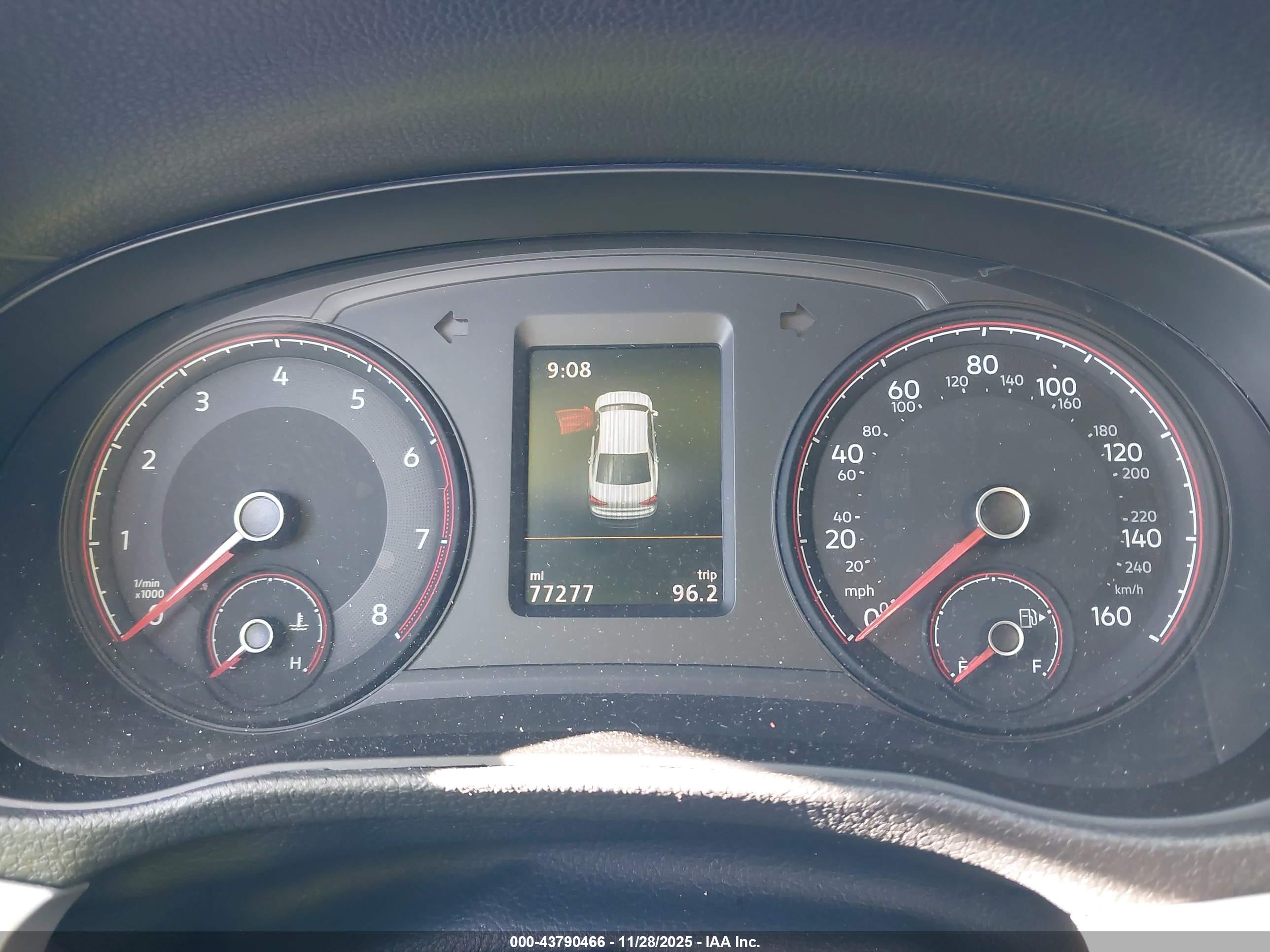 VOLKSWAGEN PASSAT image 7