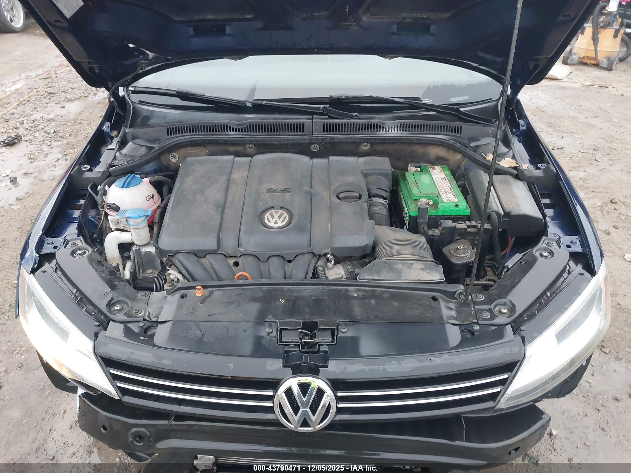 VOLKSWAGEN JETTA image 10