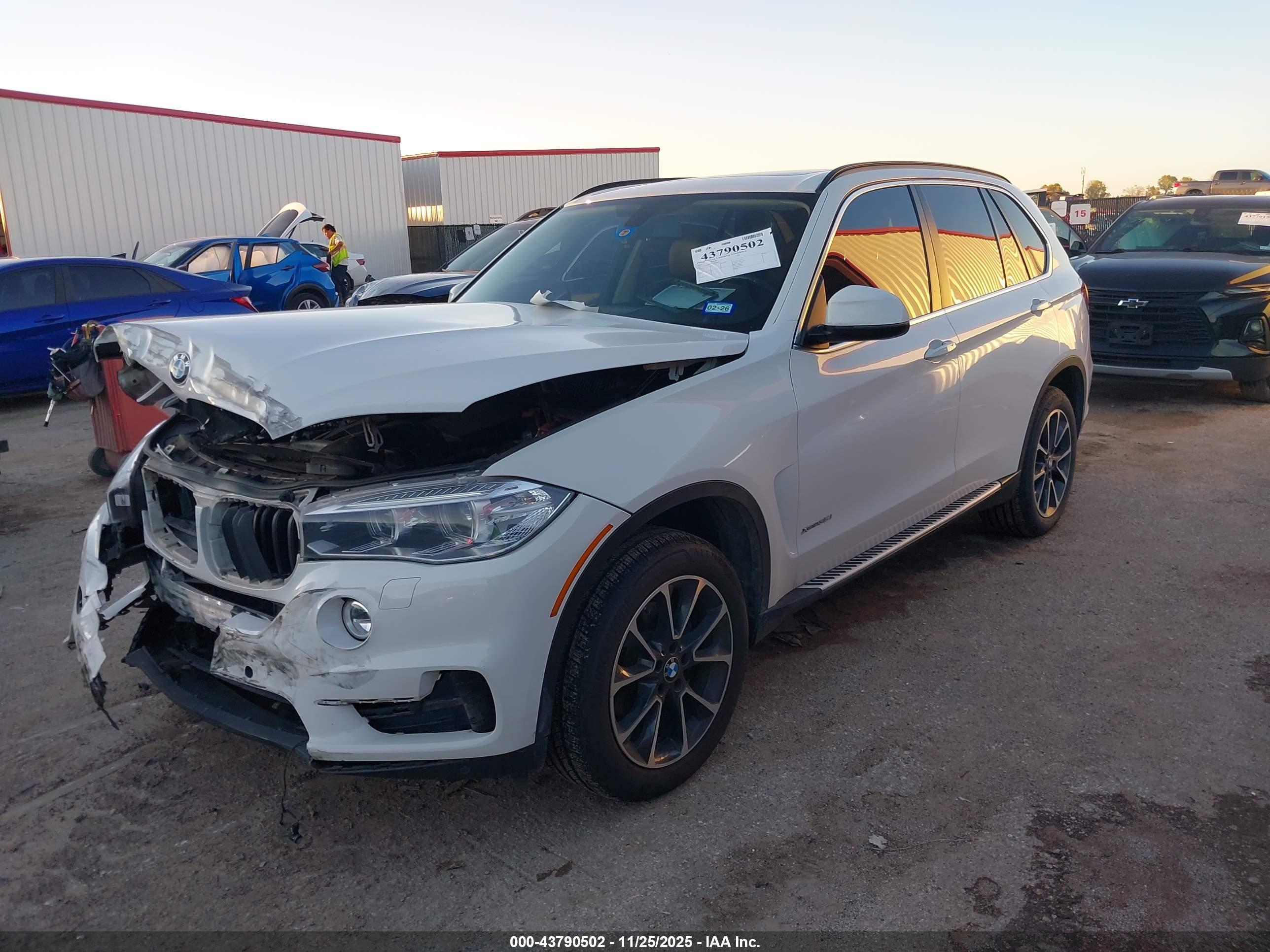 BMW X5 image 2