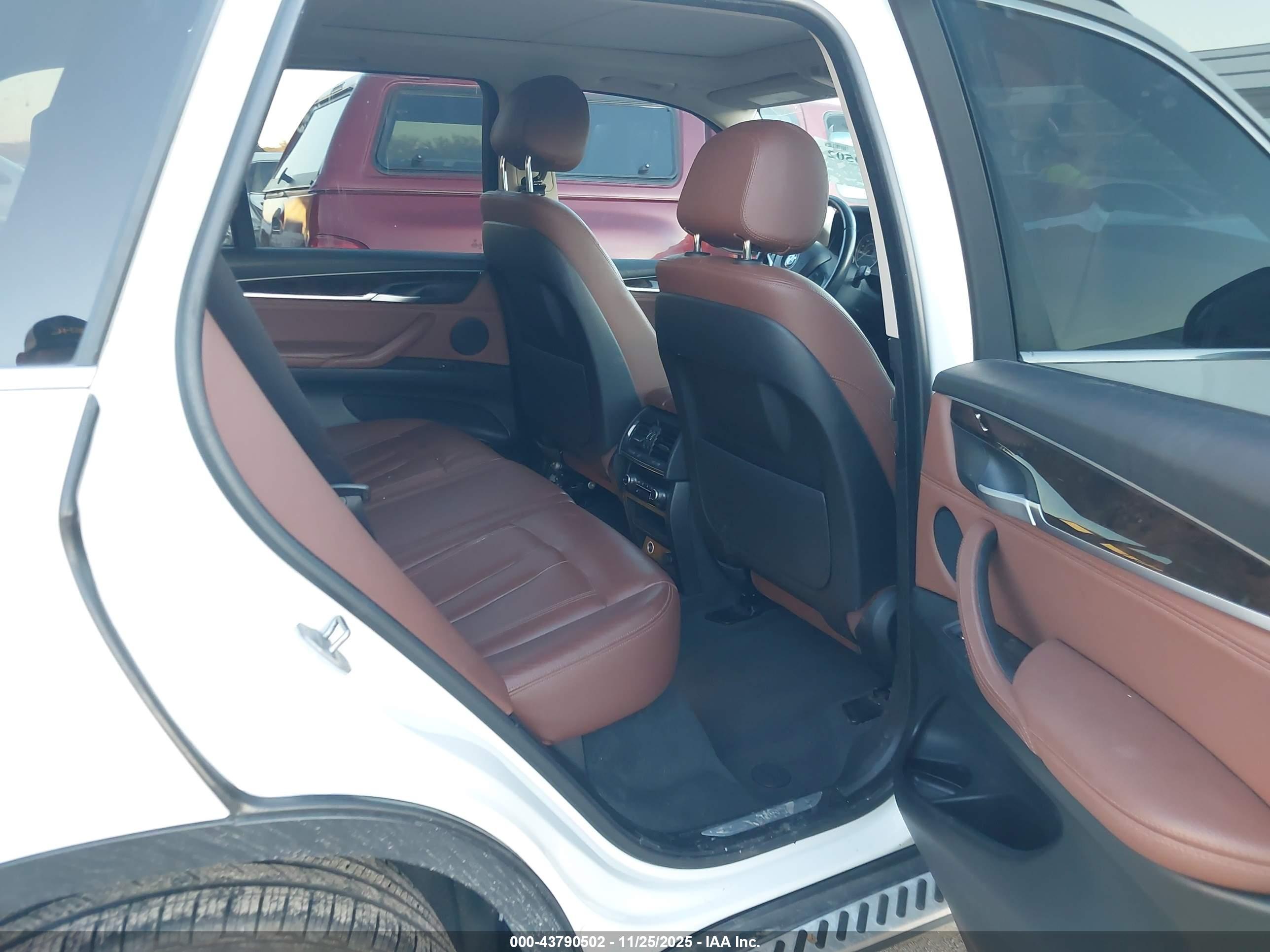 BMW X5 image 8