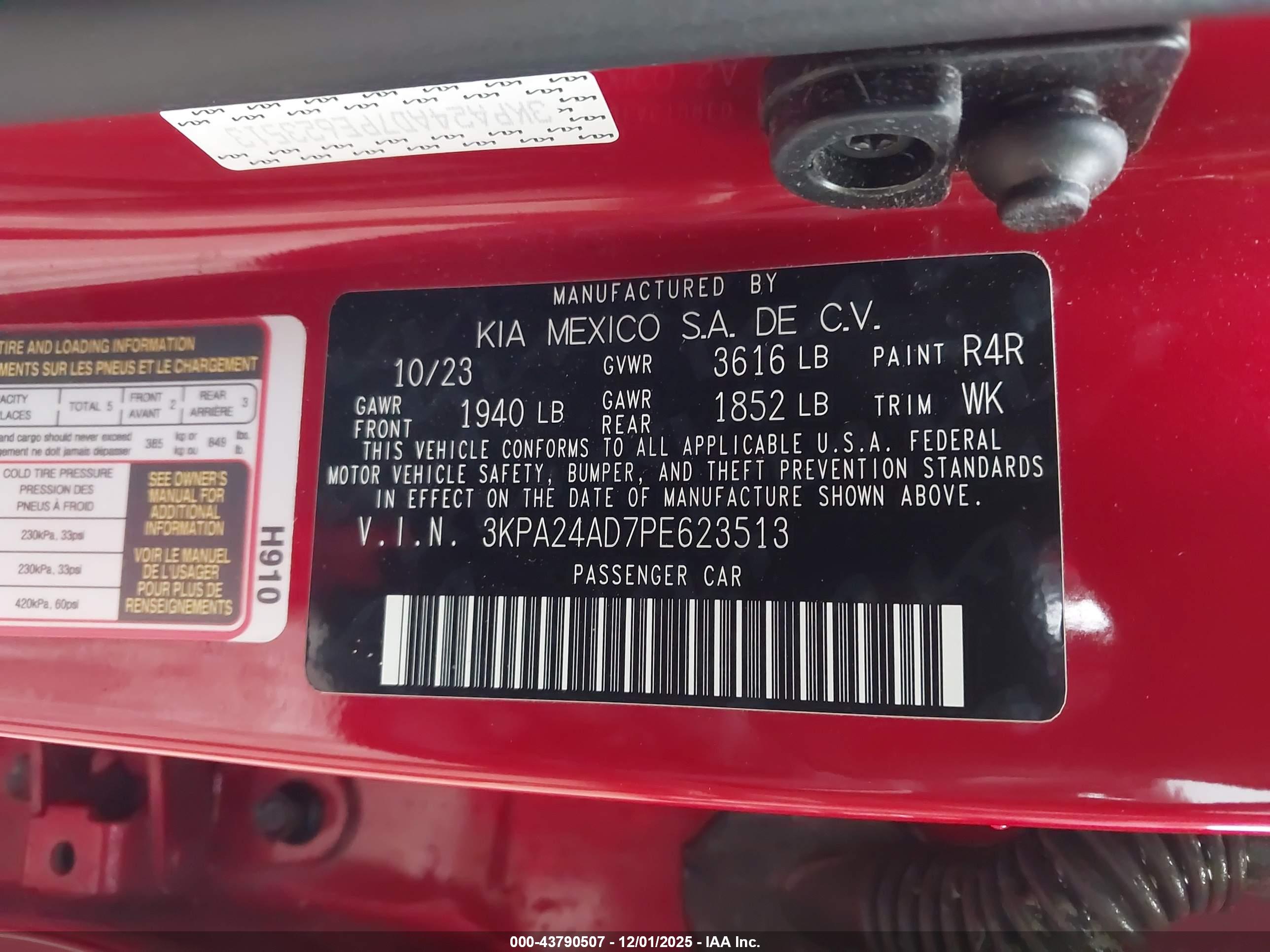 KIA RIO image 9