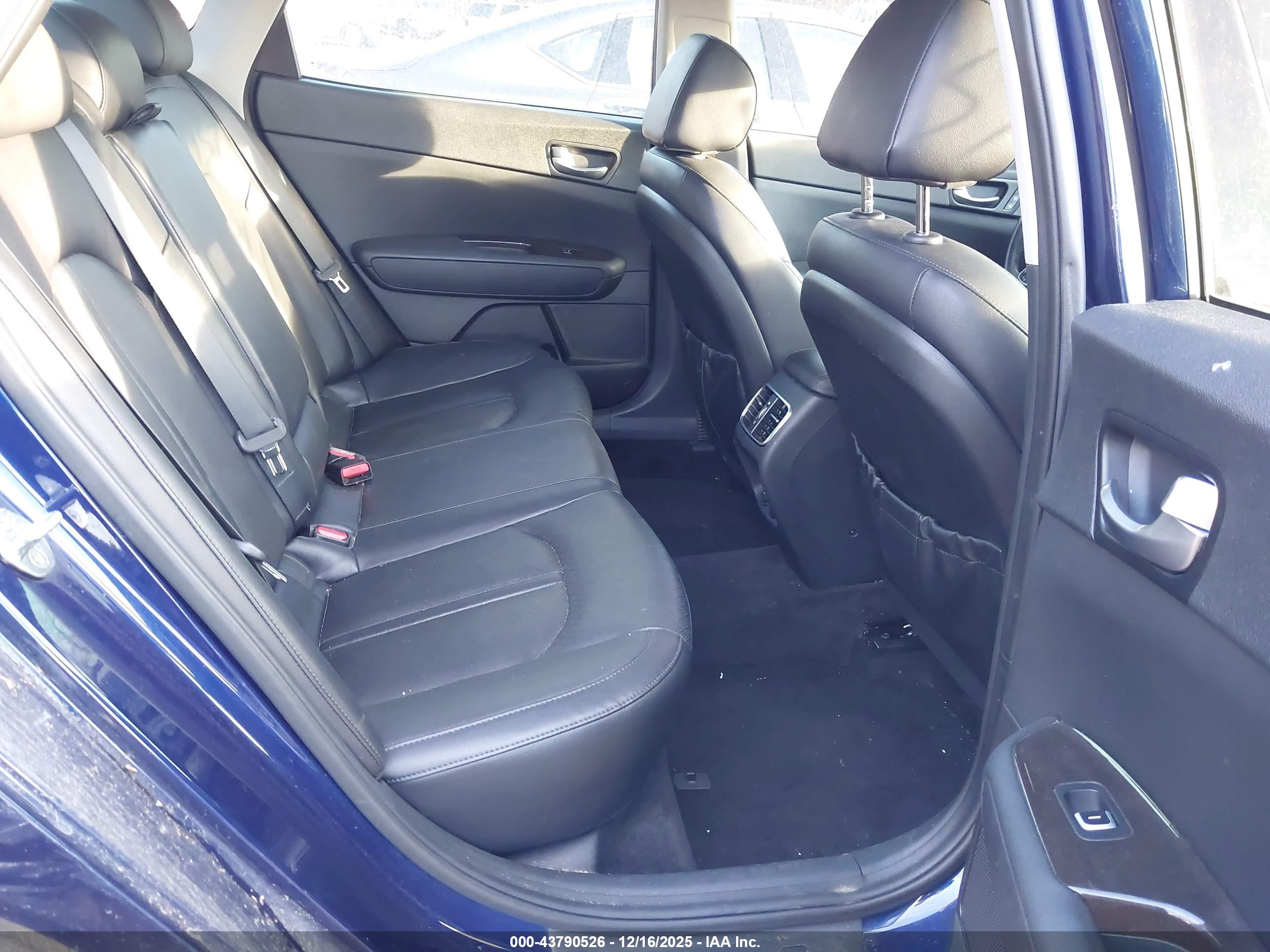 KIA OPTIMA image 8