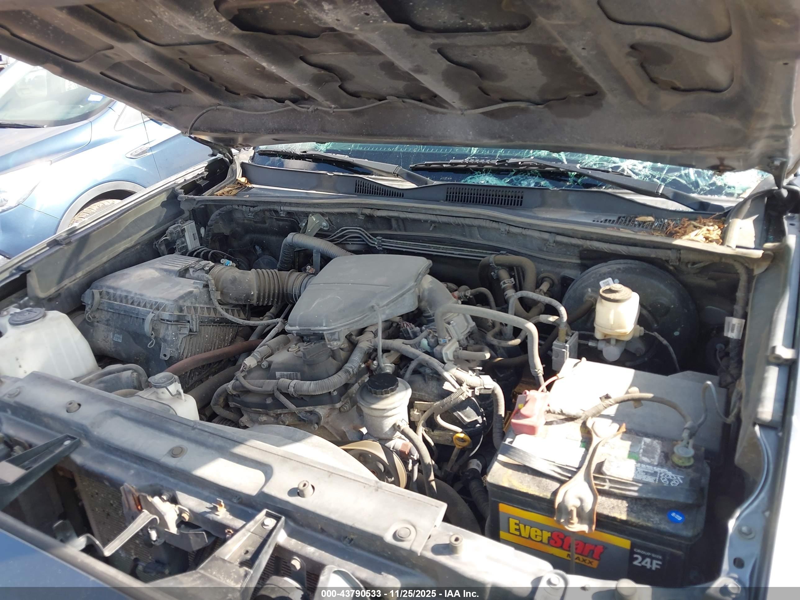 TOYOTA TACOMA image 10