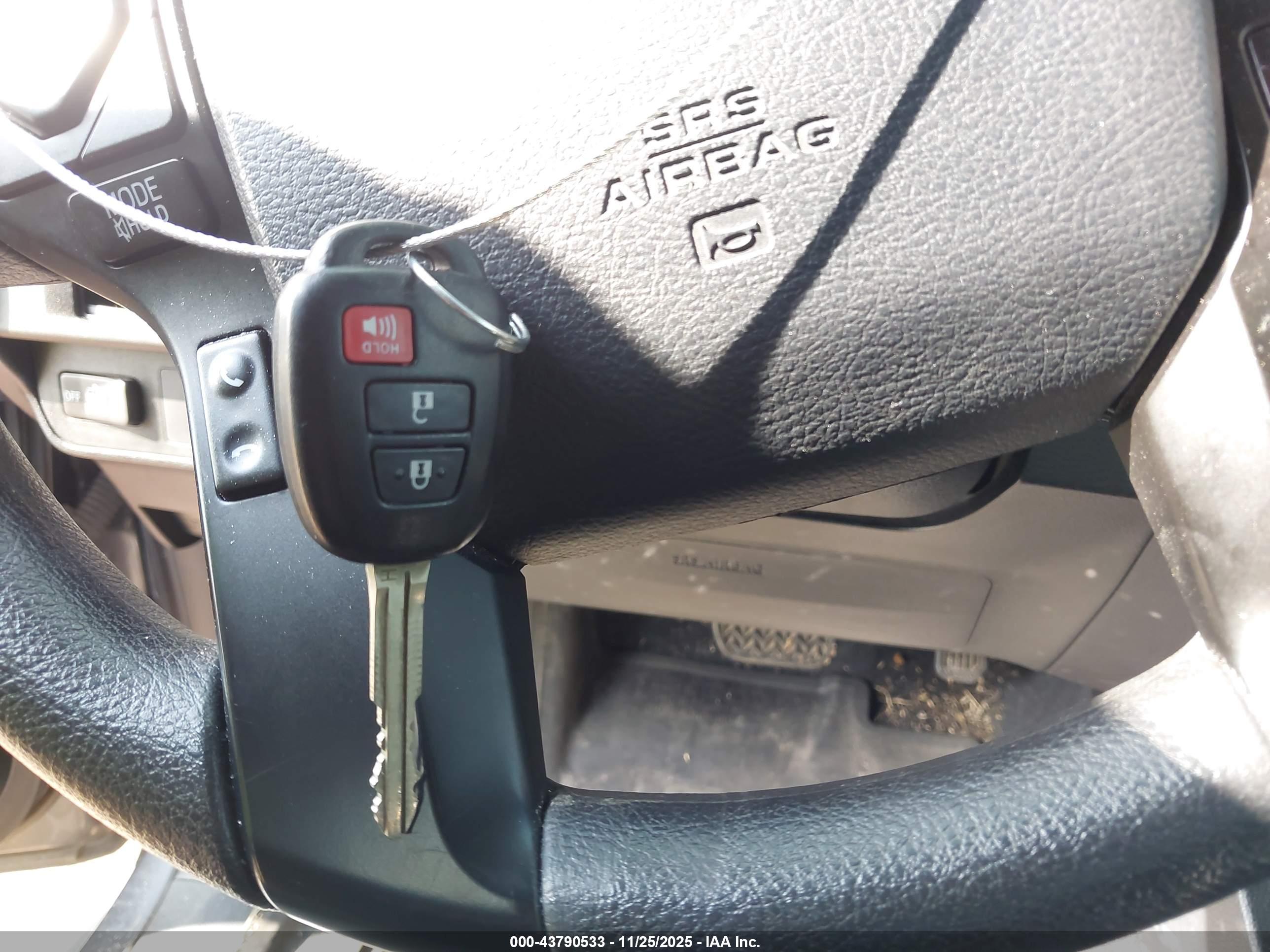 TOYOTA TACOMA image 11