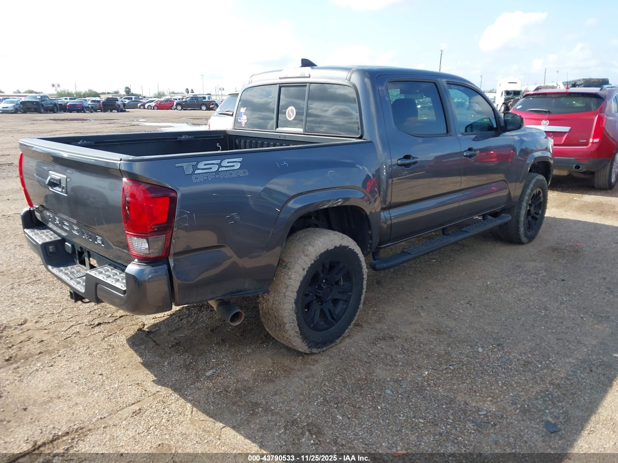 TOYOTA TACOMA image 4