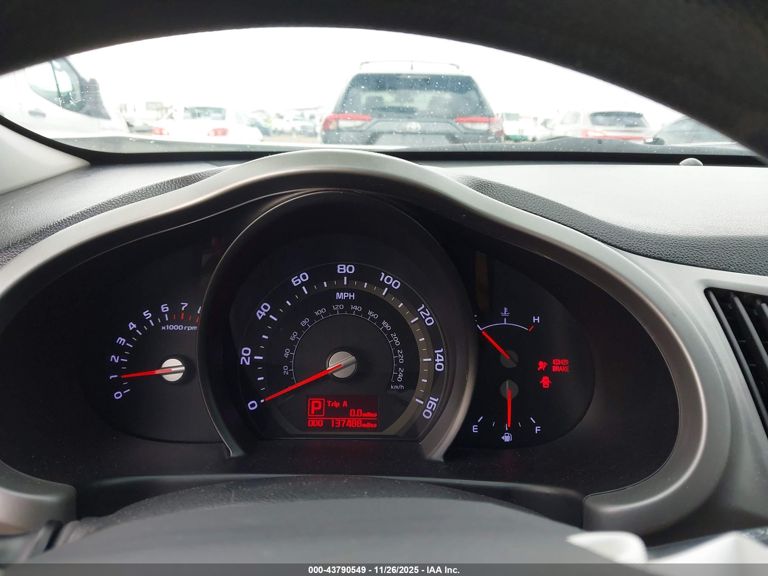 KIA SPORTAGE image 7