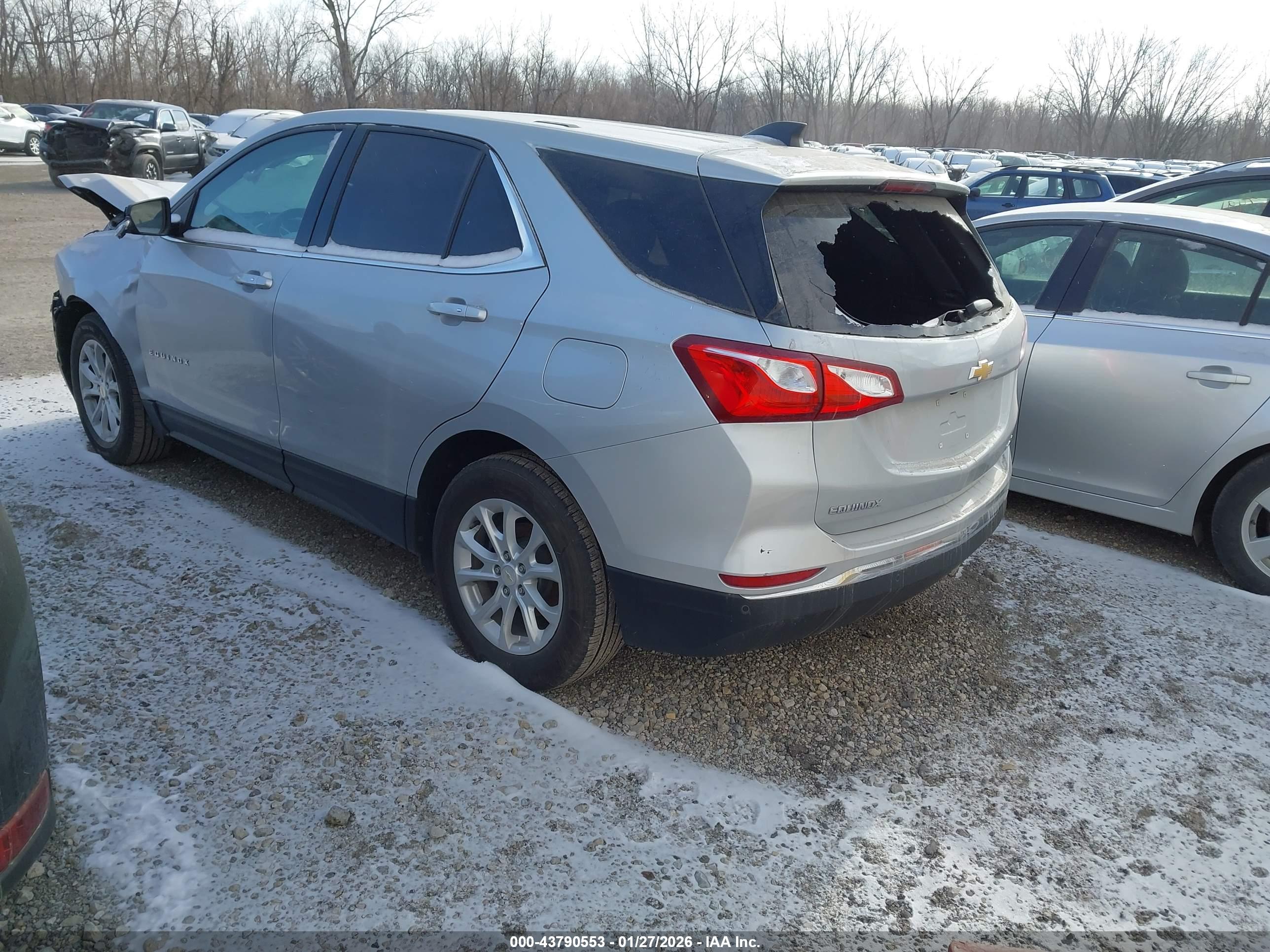 CHEVROLET EQUINOX image 3