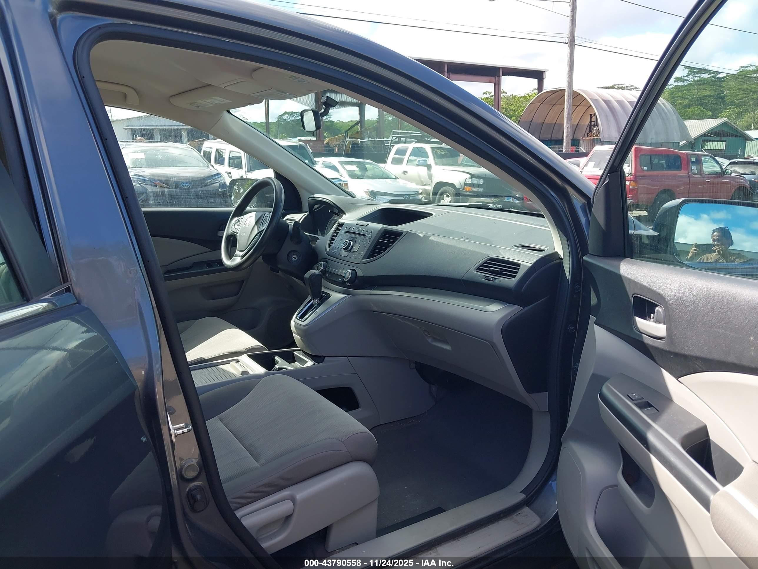 HONDA CR-V image 5