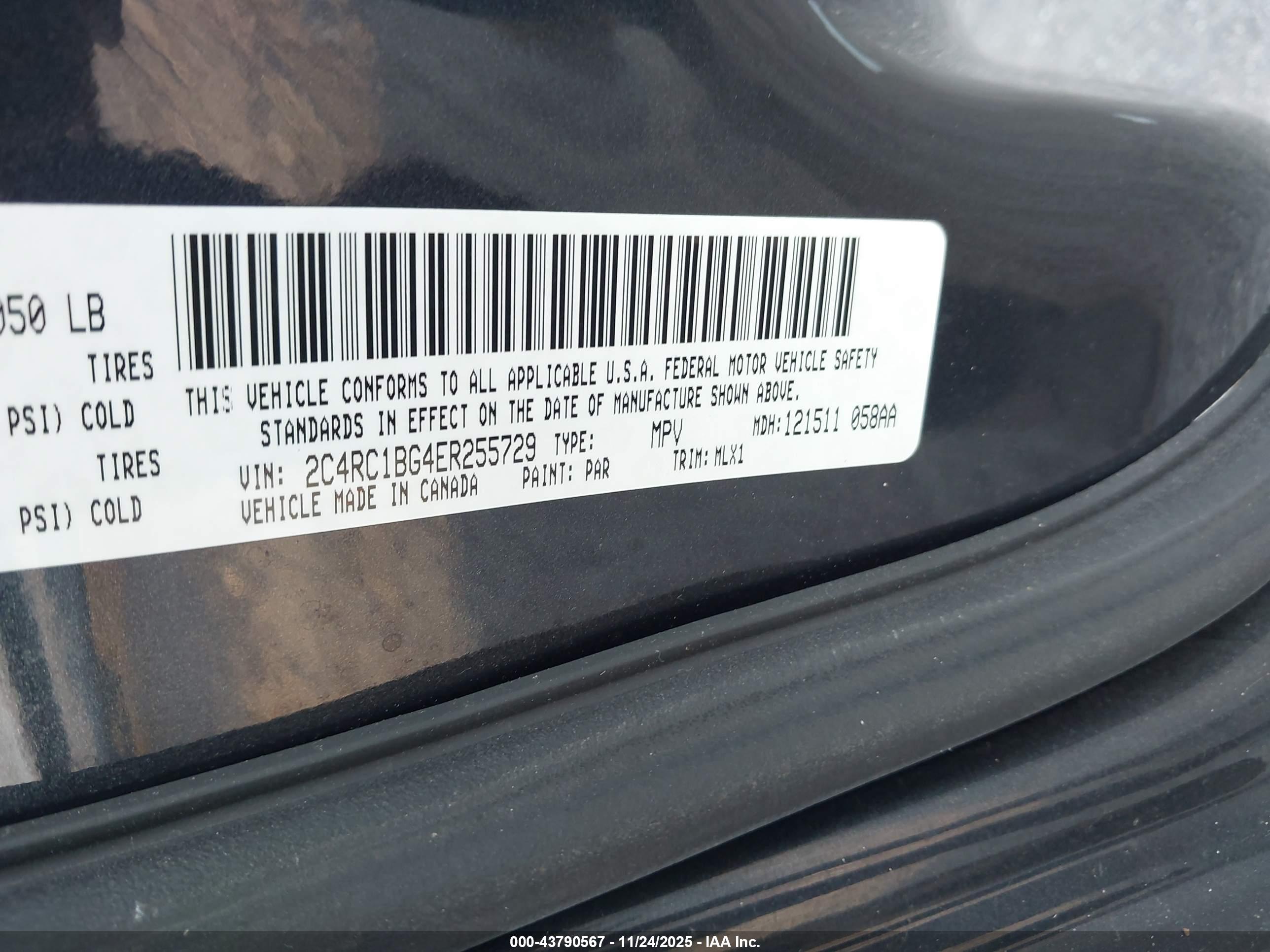 CHRYSLER TOWN image 9
