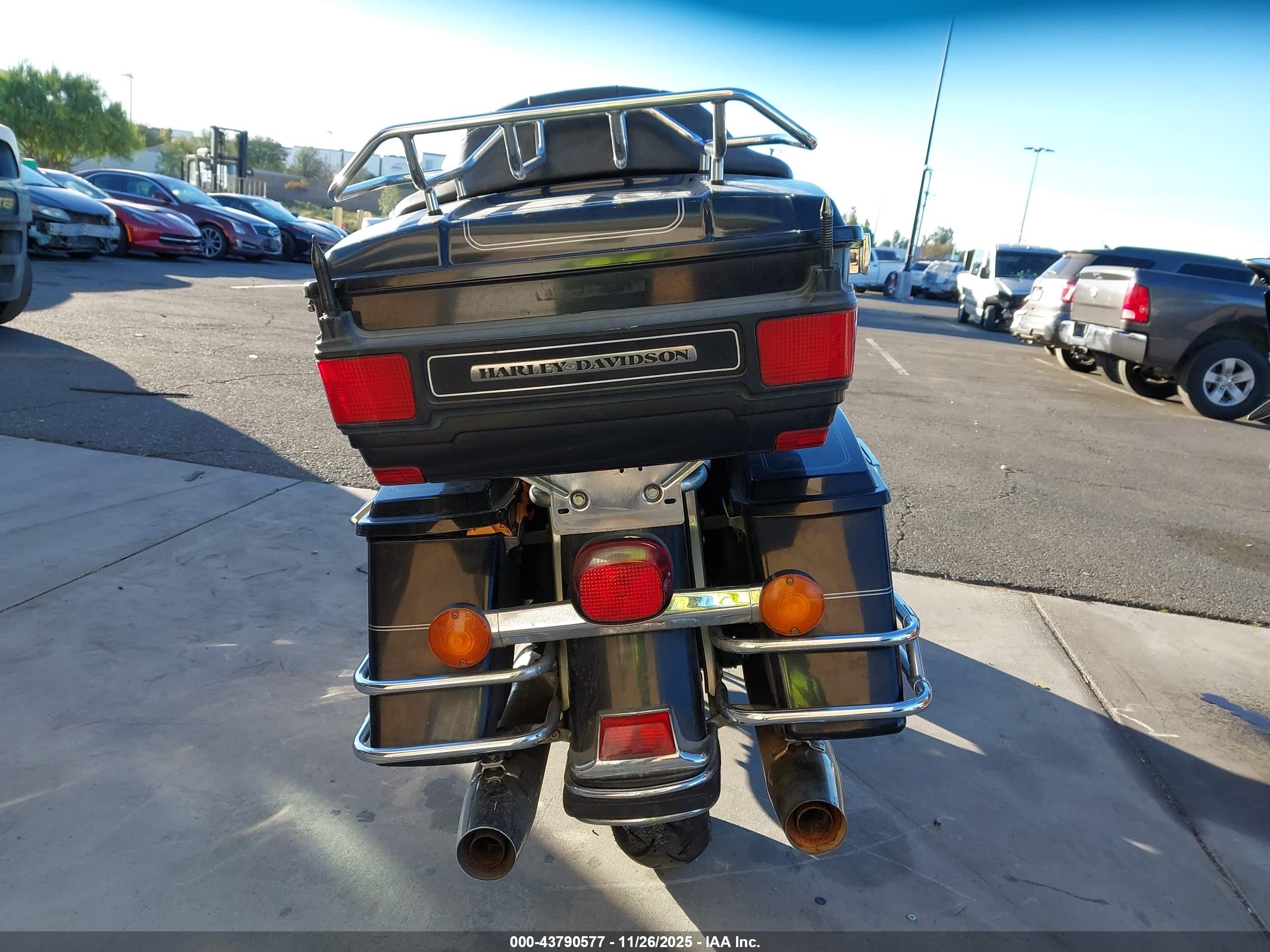 HARLEY-DAVIDSON FLHTCUI image 6