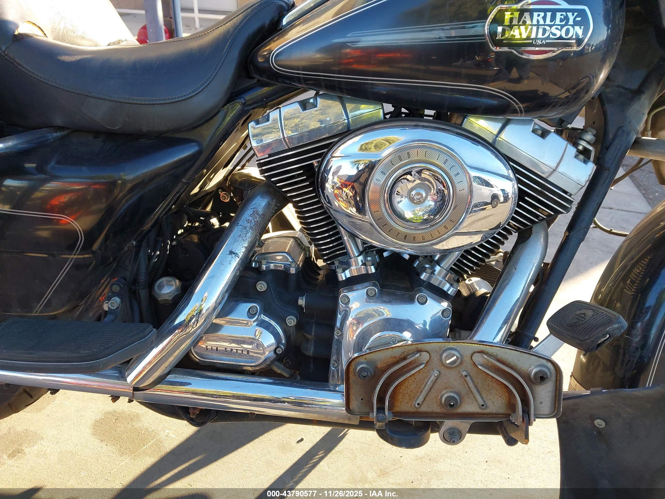 HARLEY-DAVIDSON FLHTCUI image 8