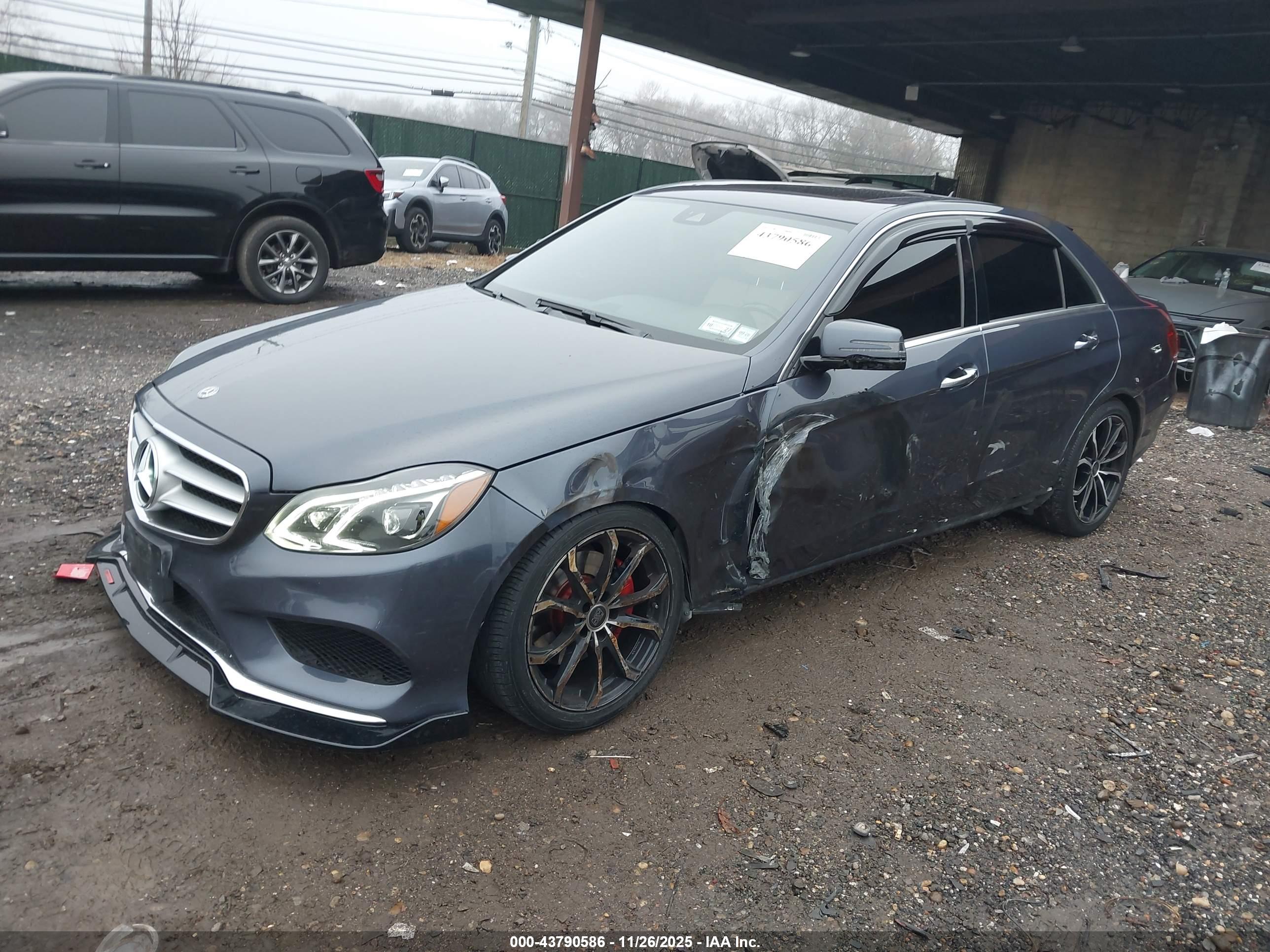 MERCEDES-BENZ E image 2