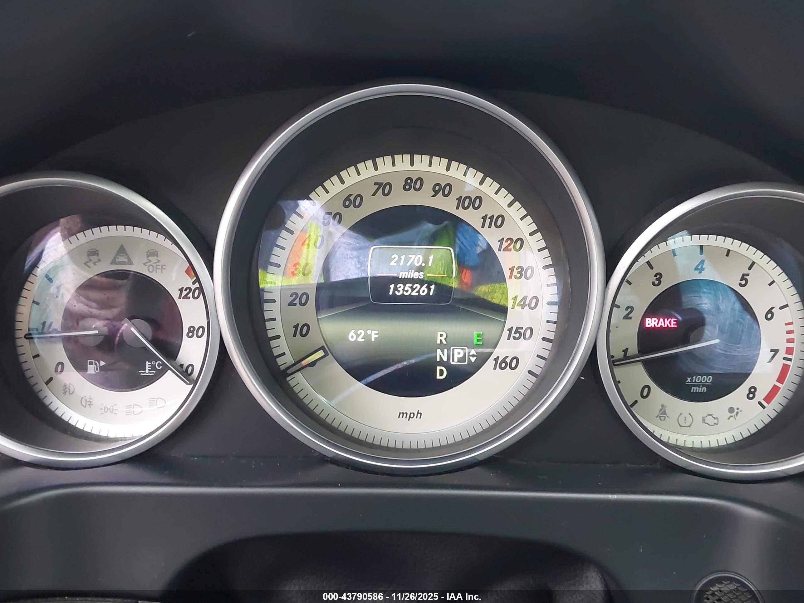 MERCEDES-BENZ E image 7