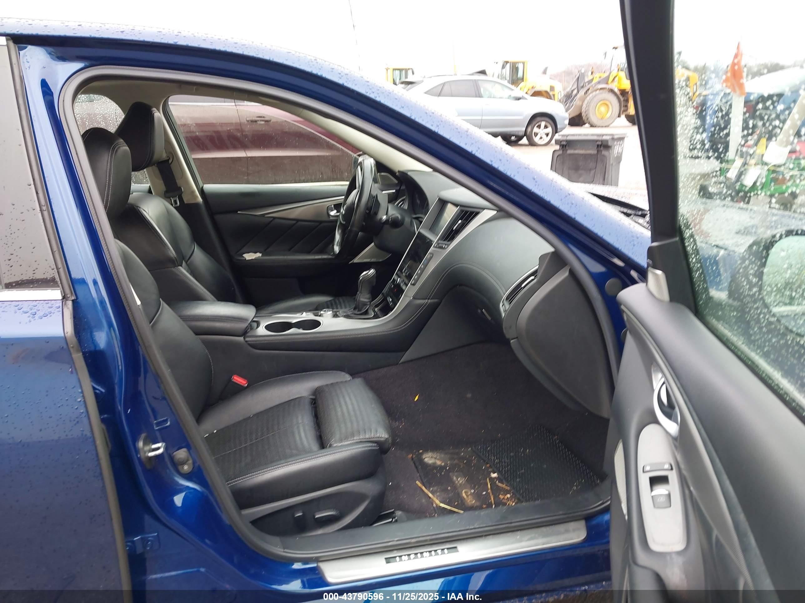 INFINITI Q50 image 5