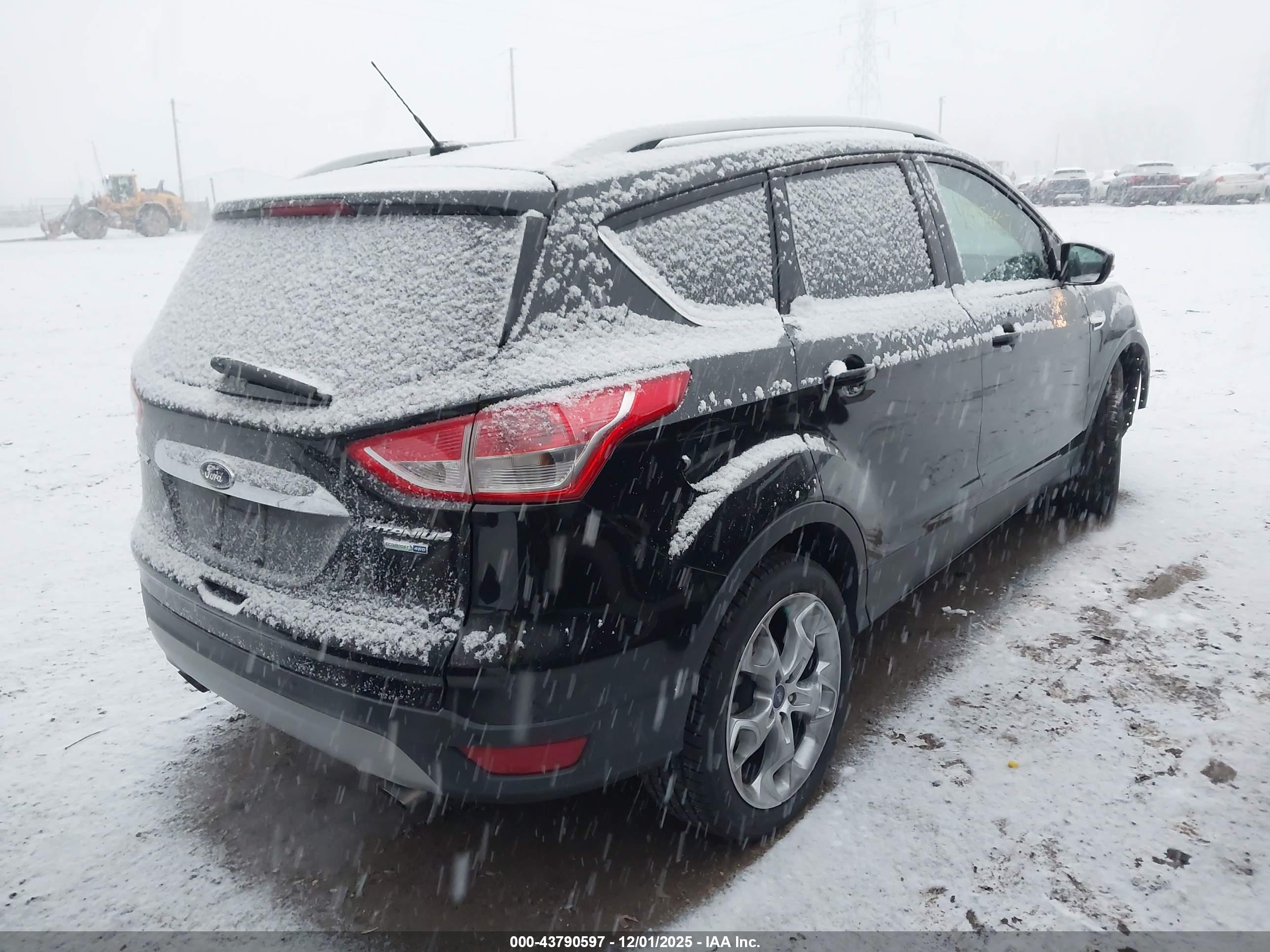 FORD ESCAPE image 4