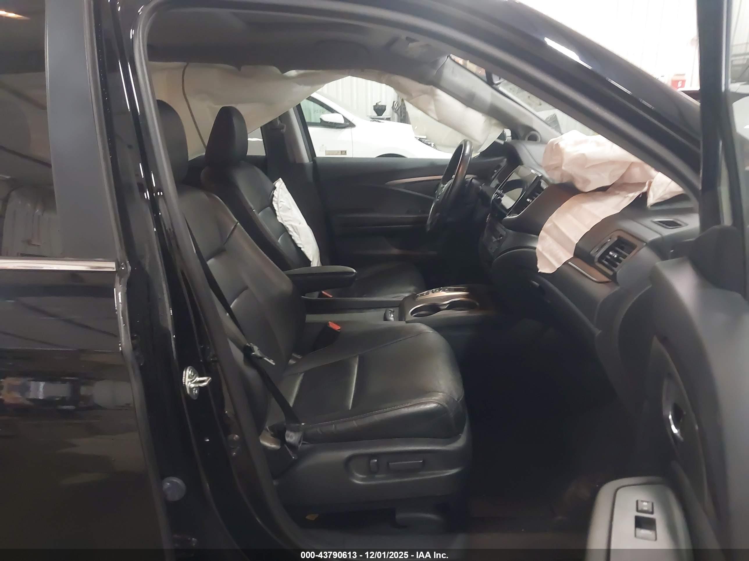 HONDA PILOT image 5