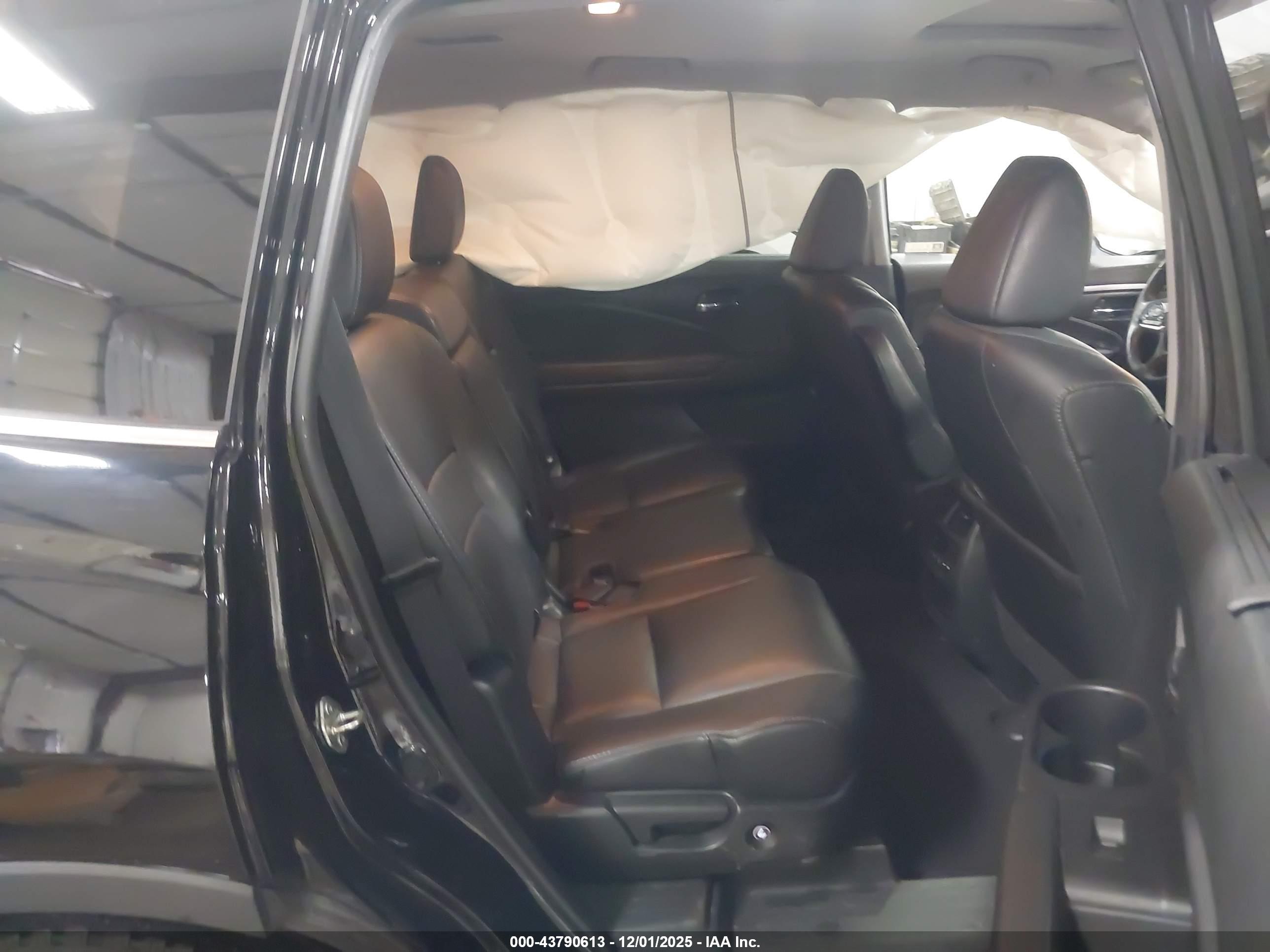 HONDA PILOT image 8