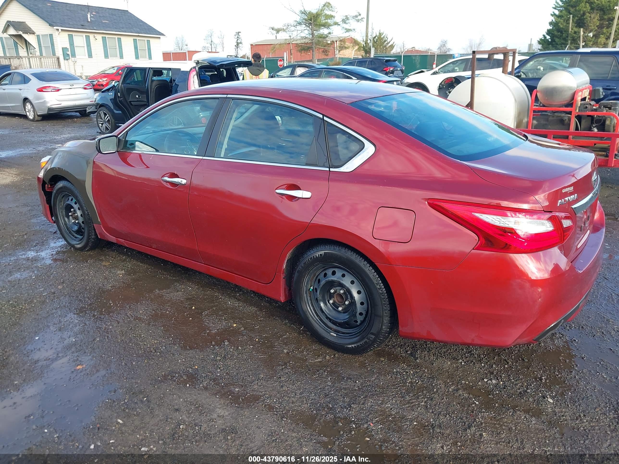 NISSAN ALTIMA image 3