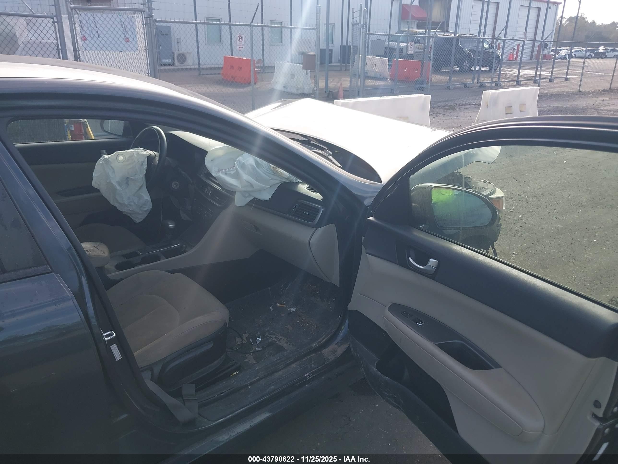 KIA OPTIMA image 5