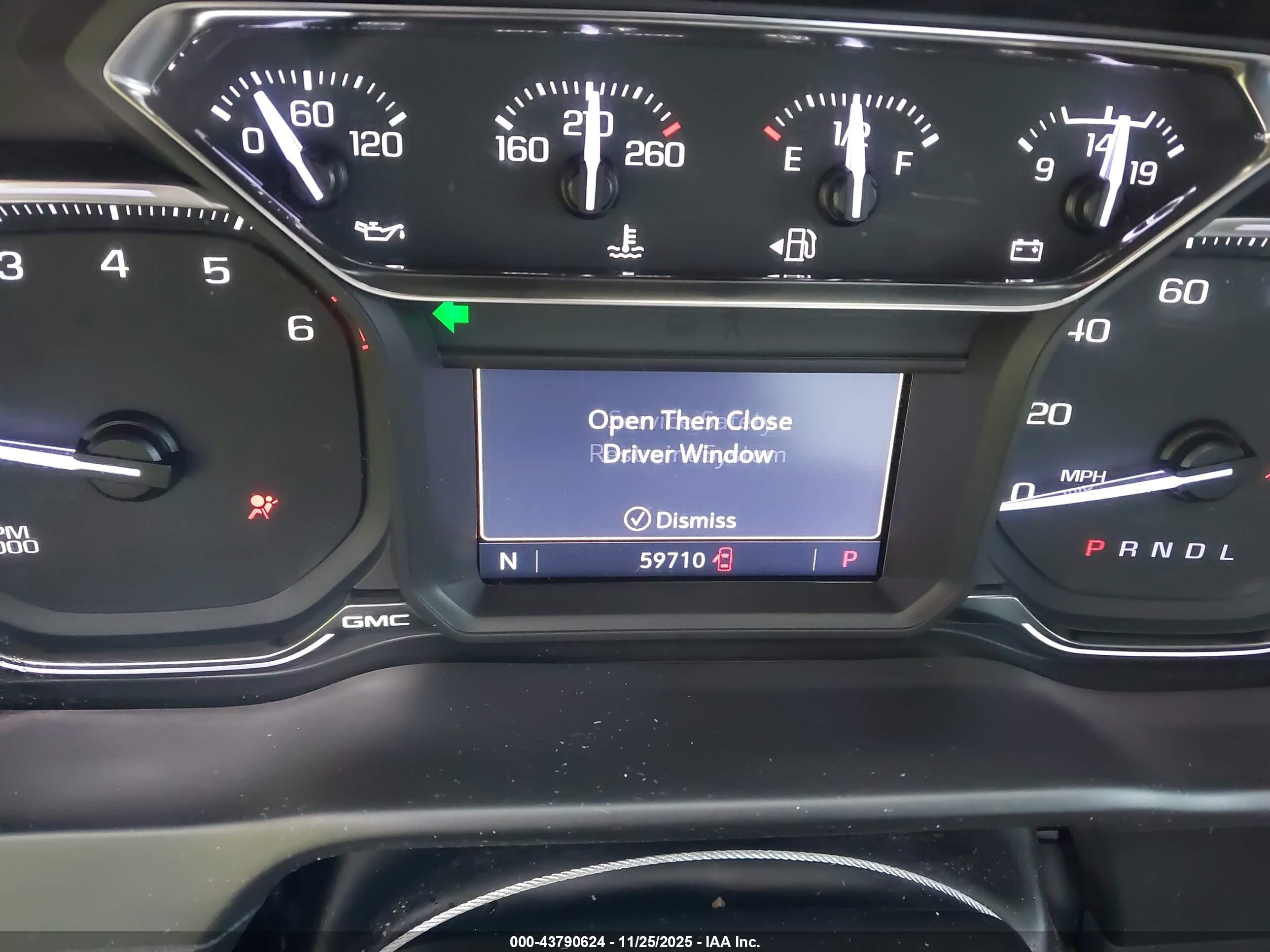 GMC SIERRA image 7